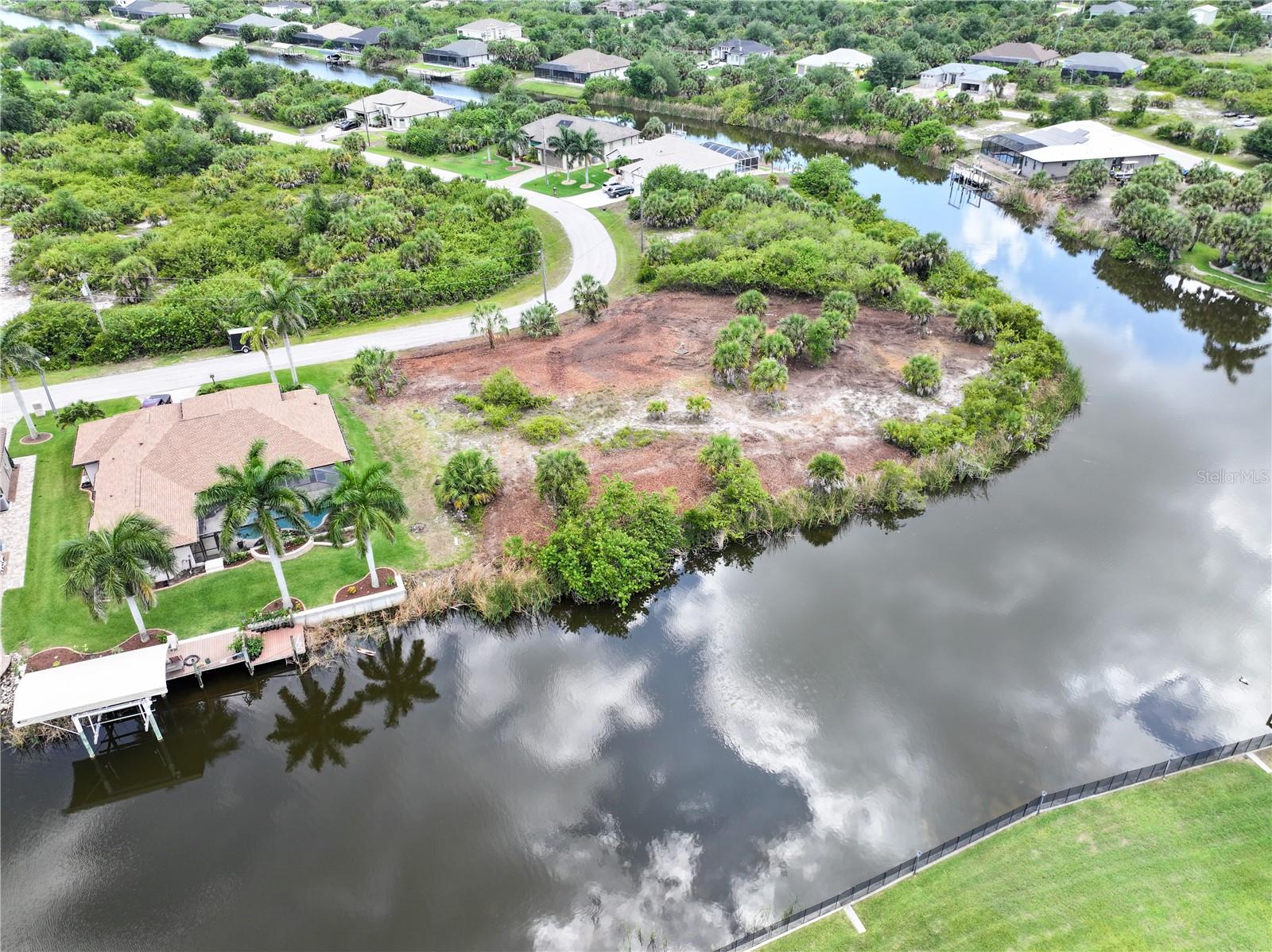 14235 FRUITPORT CIR, PORT CHARLOTTE, FL — photo 3