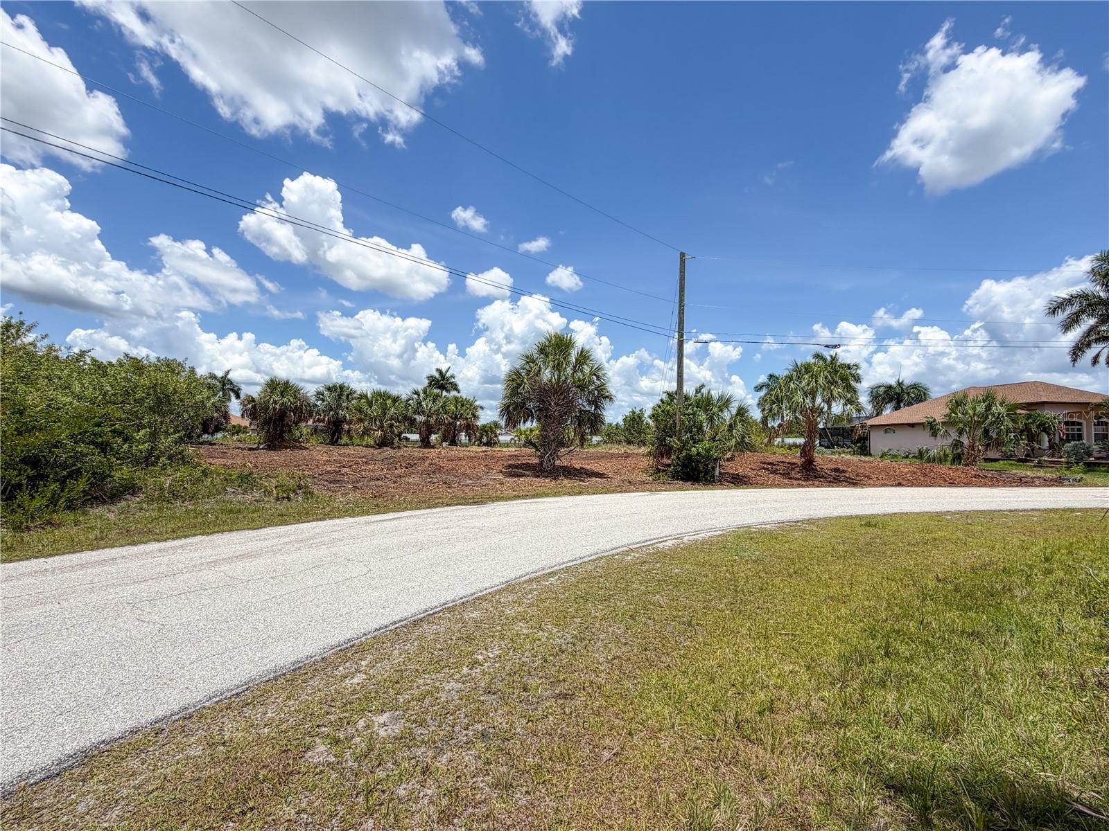 14235 FRUITPORT CIR, PORT CHARLOTTE, FL — photo 11