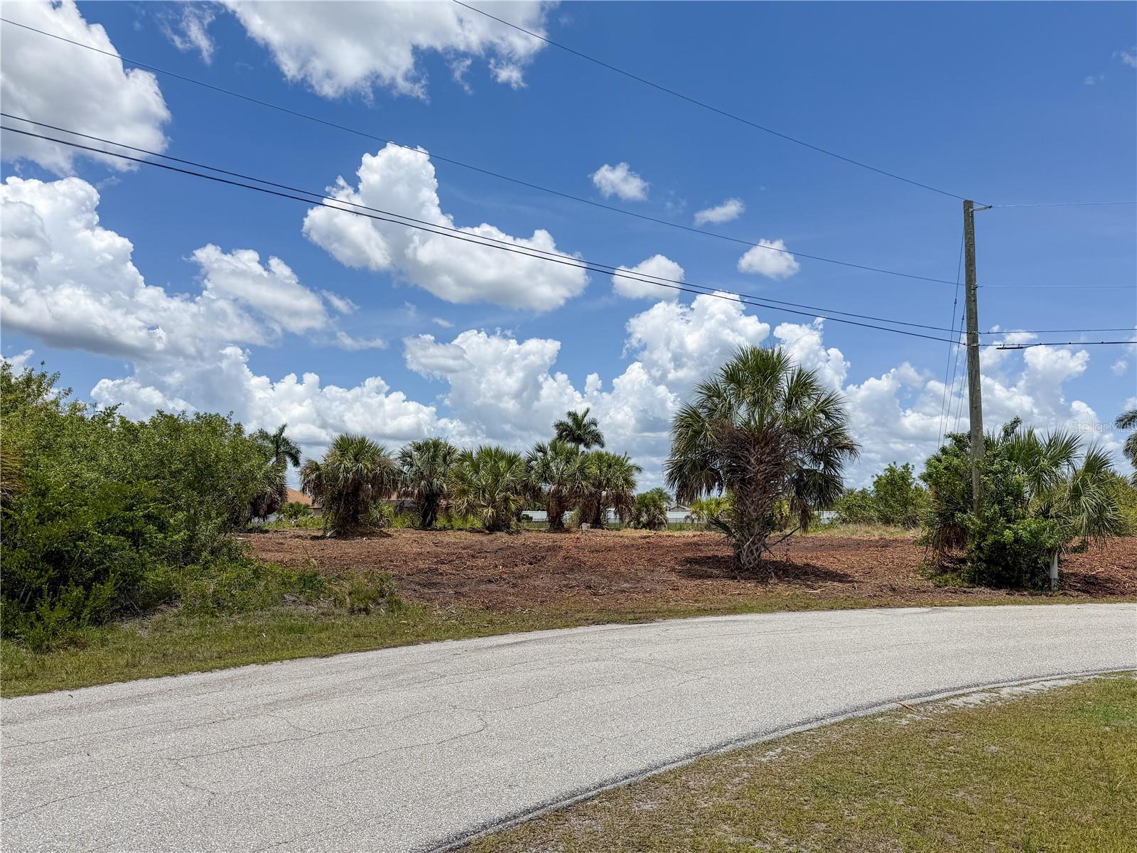 14235 FRUITPORT CIR, PORT CHARLOTTE, FL — photo 12