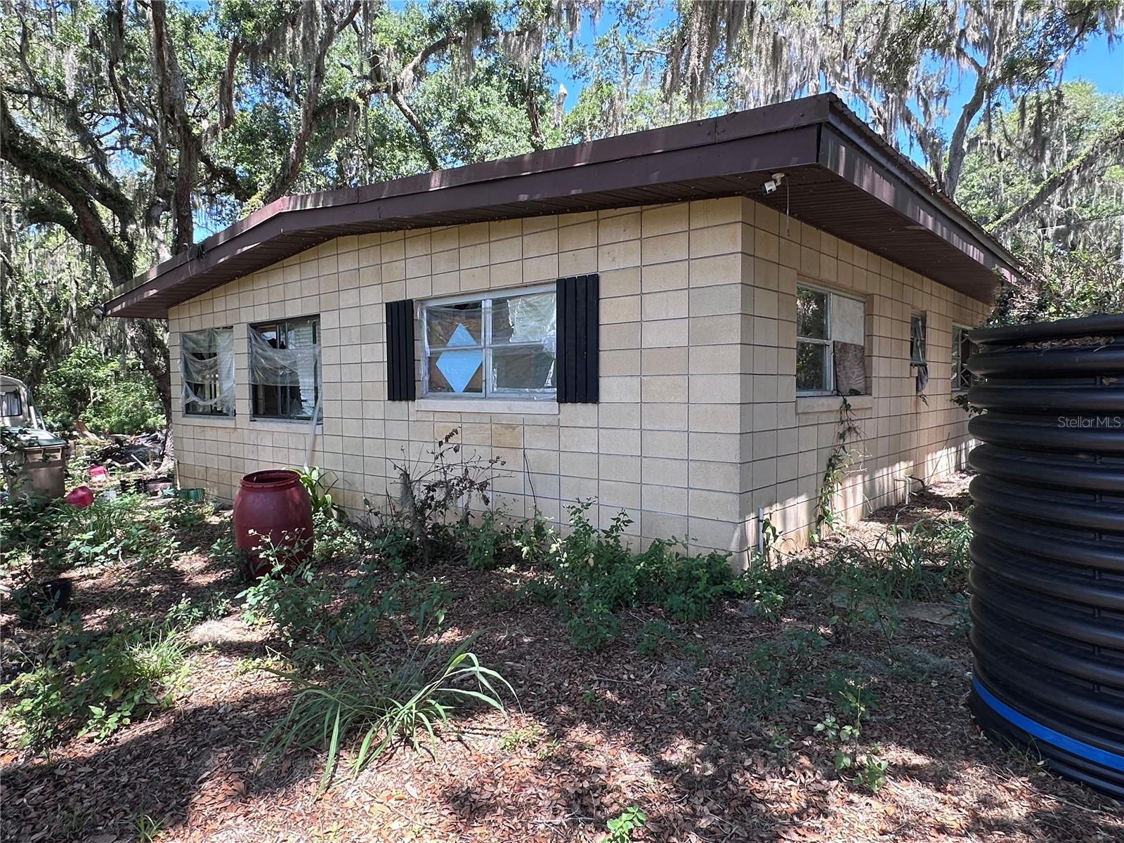 9315 E TREASURE ISLAND AVE, LEESBURG, FL — photo 5