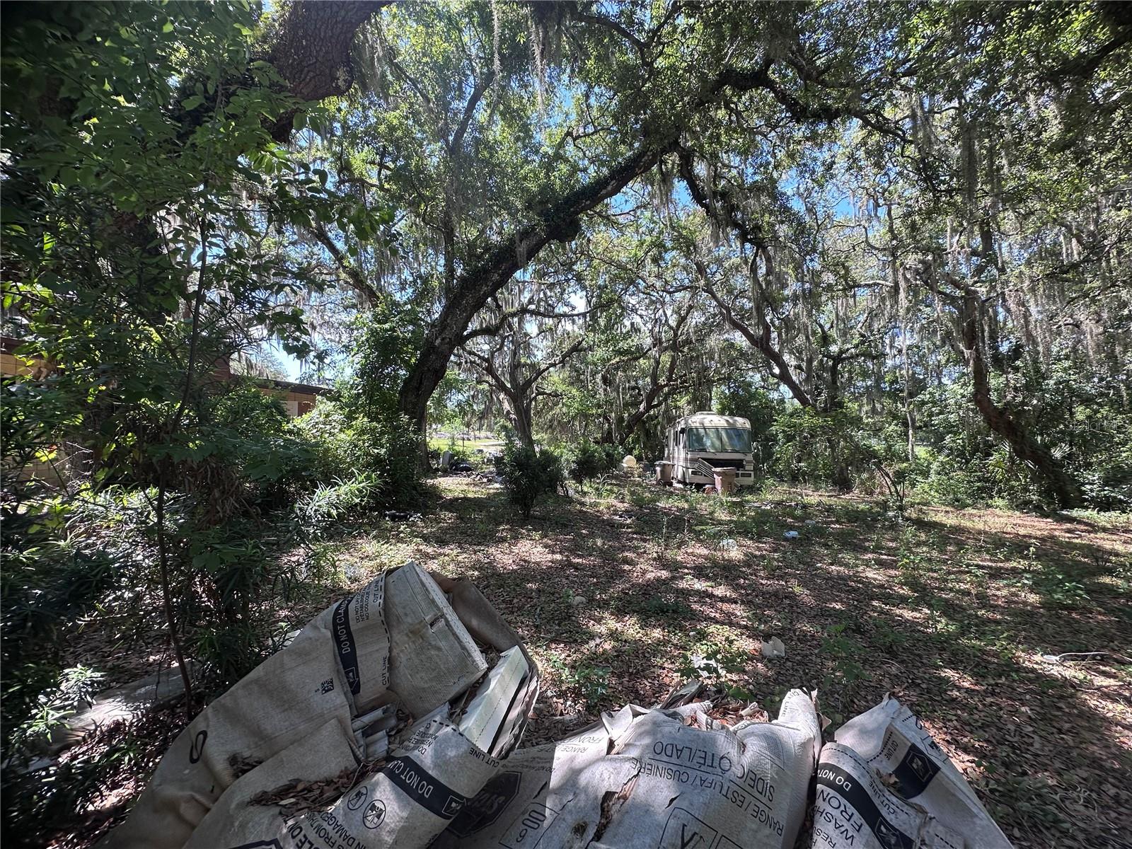 9315 E TREASURE ISLAND AVE, LEESBURG, FL — photo 44