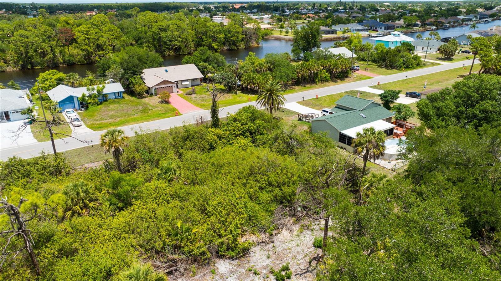 12047 CHANCELLOR BLVD, PORT CHARLOTTE, FL — photo 3