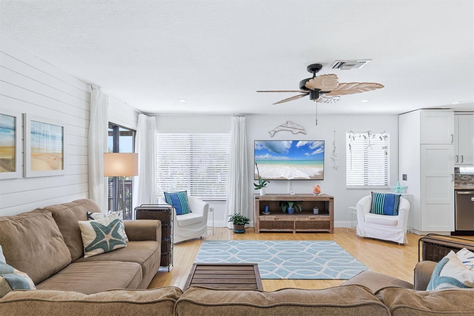 517 KUMQUAT DR, ANNA MARIA, FL — photo 11