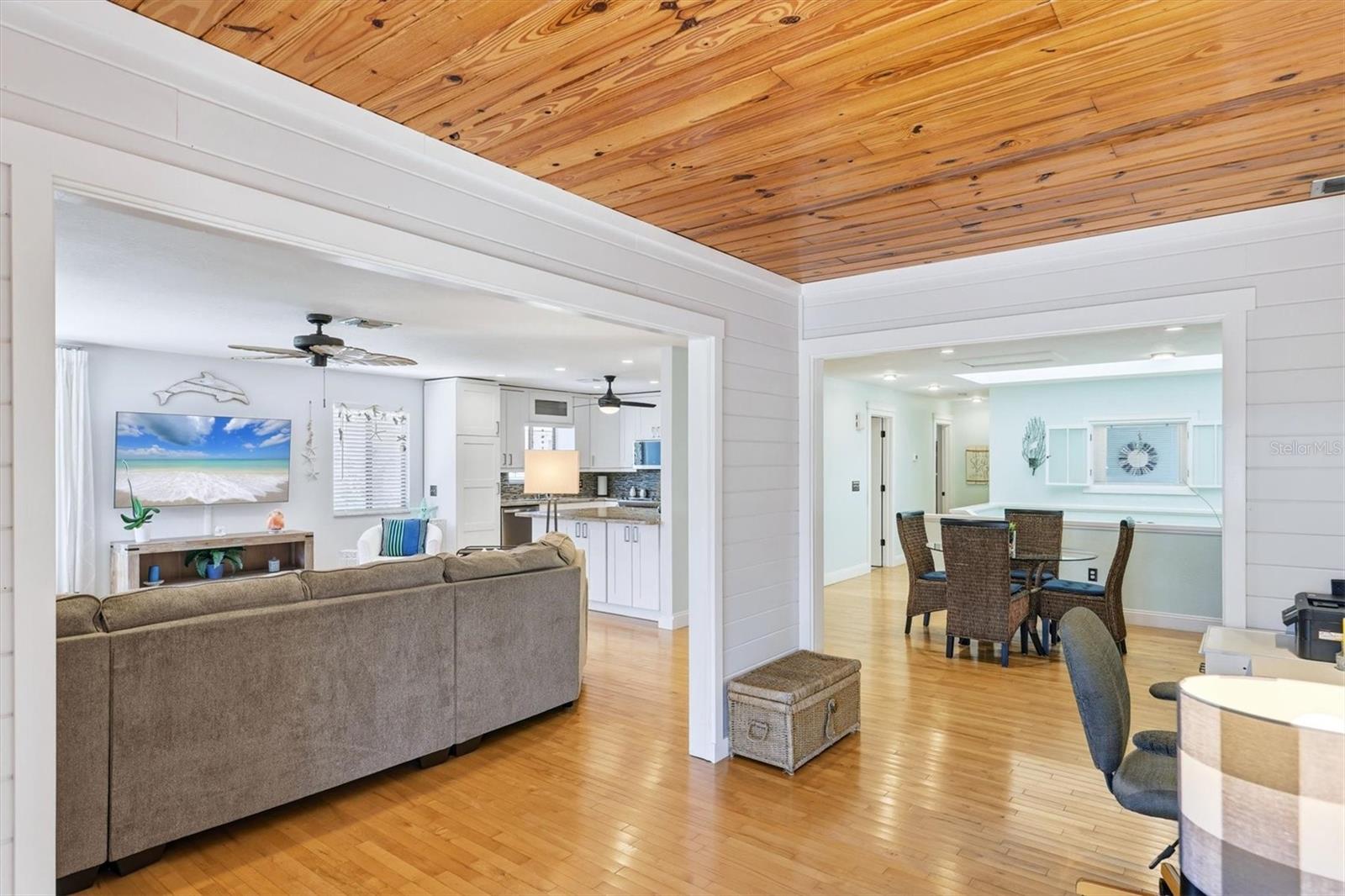 517 KUMQUAT DR, ANNA MARIA, FL — photo 17