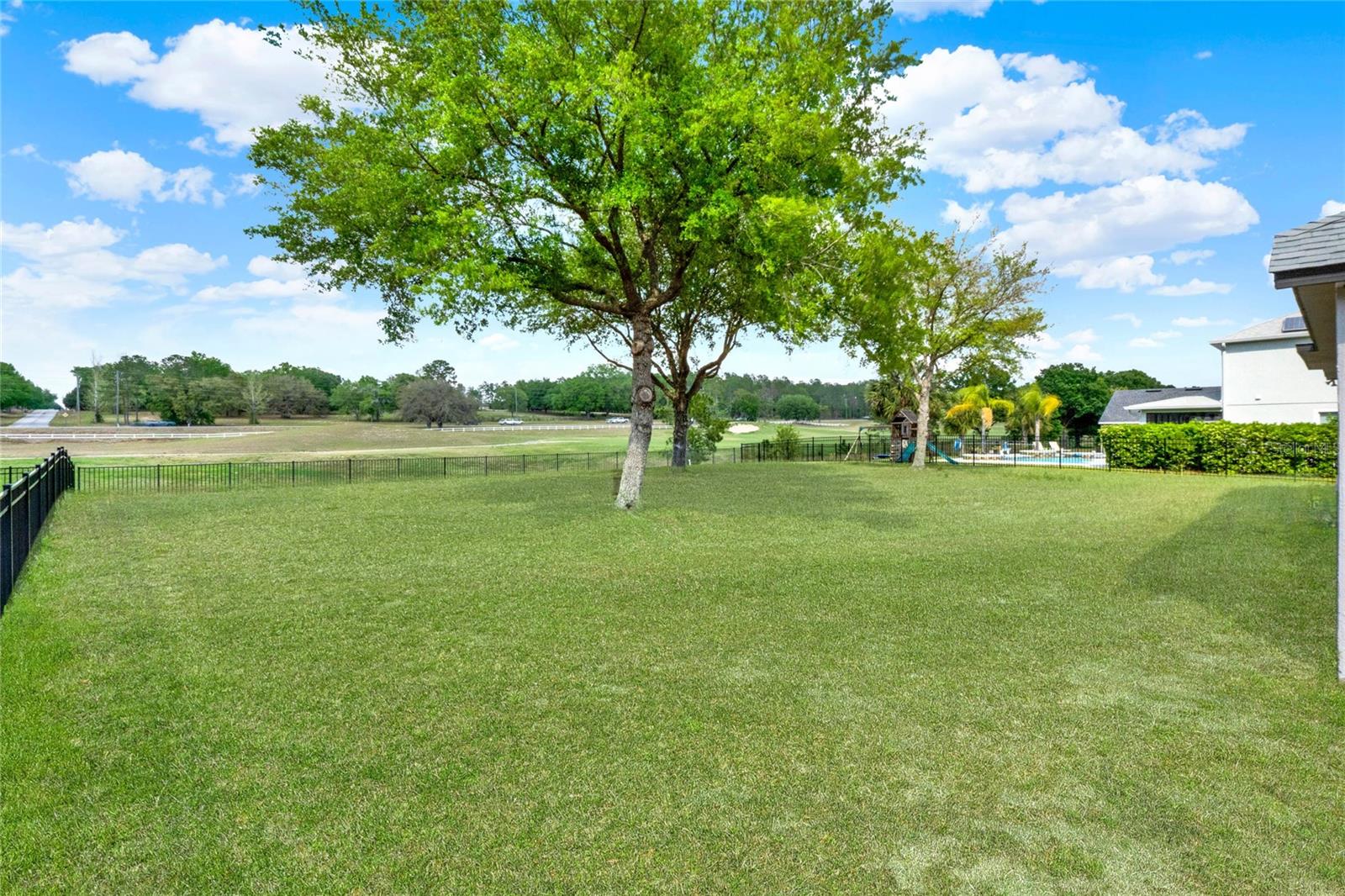 23503 VALDERAMA LN, SORRENTO, FL — photo 12