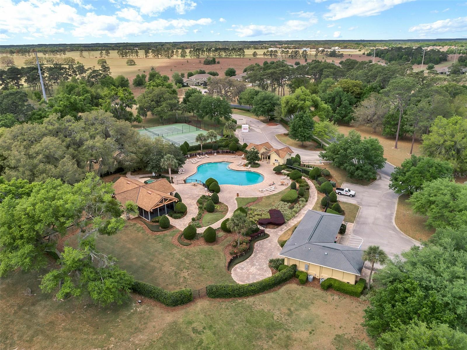 23503 VALDERAMA LN, SORRENTO, FL — photo 46