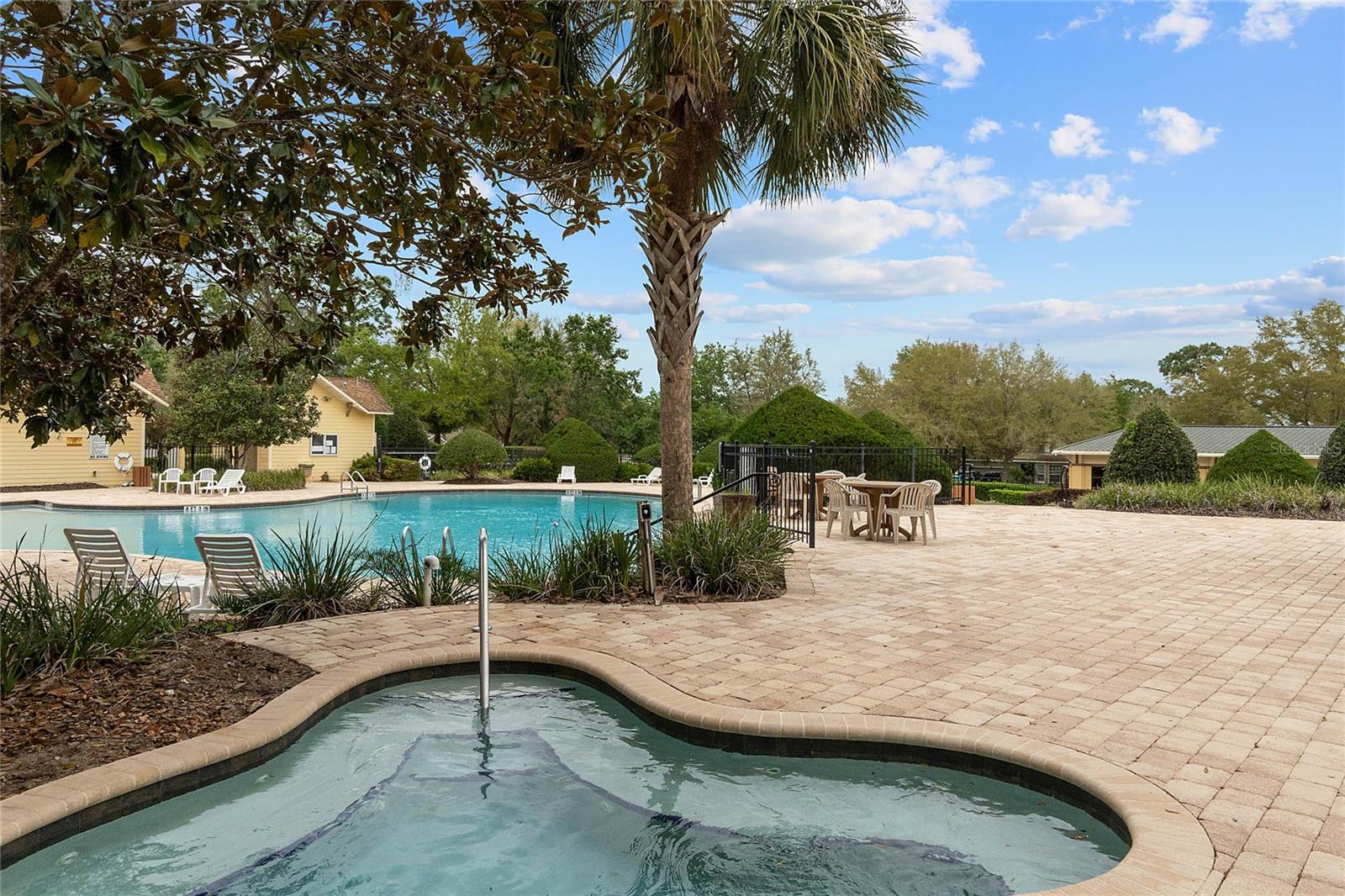 23503 VALDERAMA LN, SORRENTO, FL — photo 49