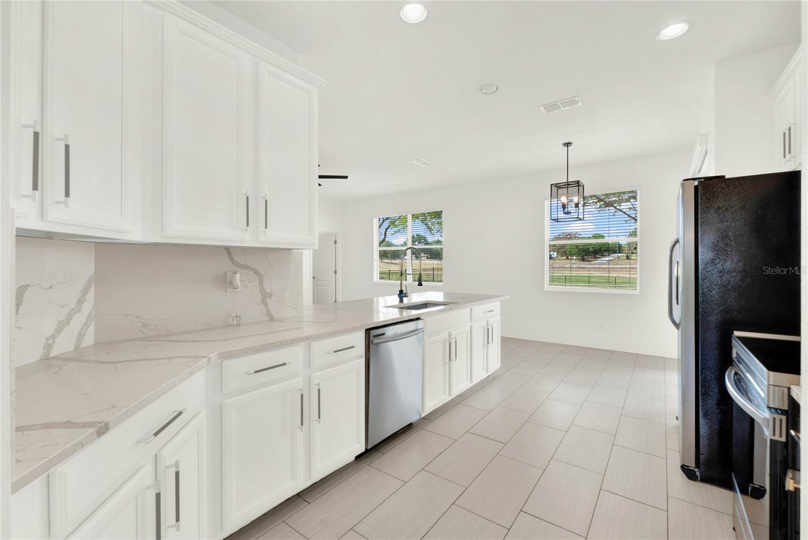 23503 VALDERAMA LN, SORRENTO, FL — photo 60
