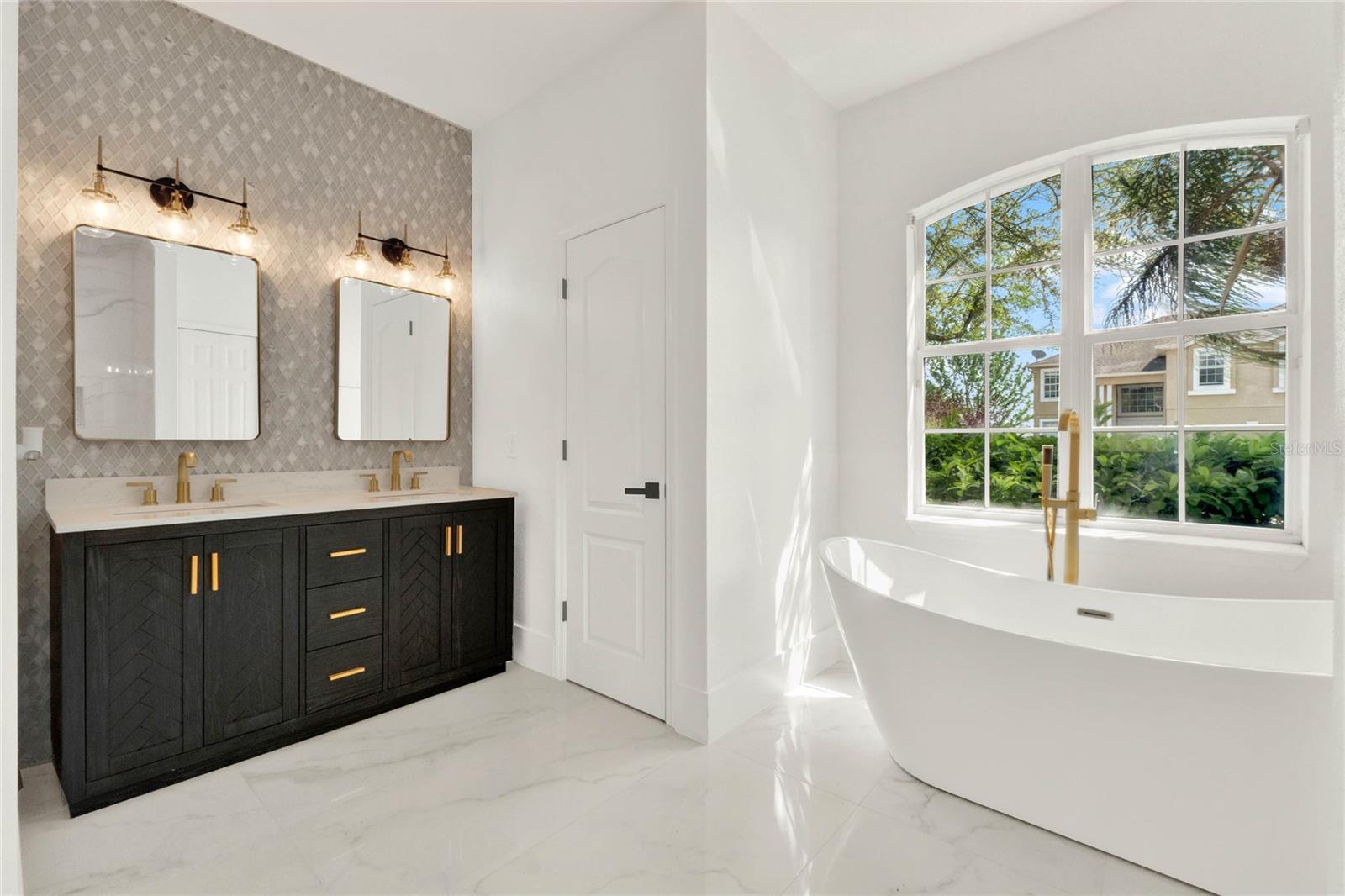 23503 VALDERAMA LN, SORRENTO, FL — photo 84