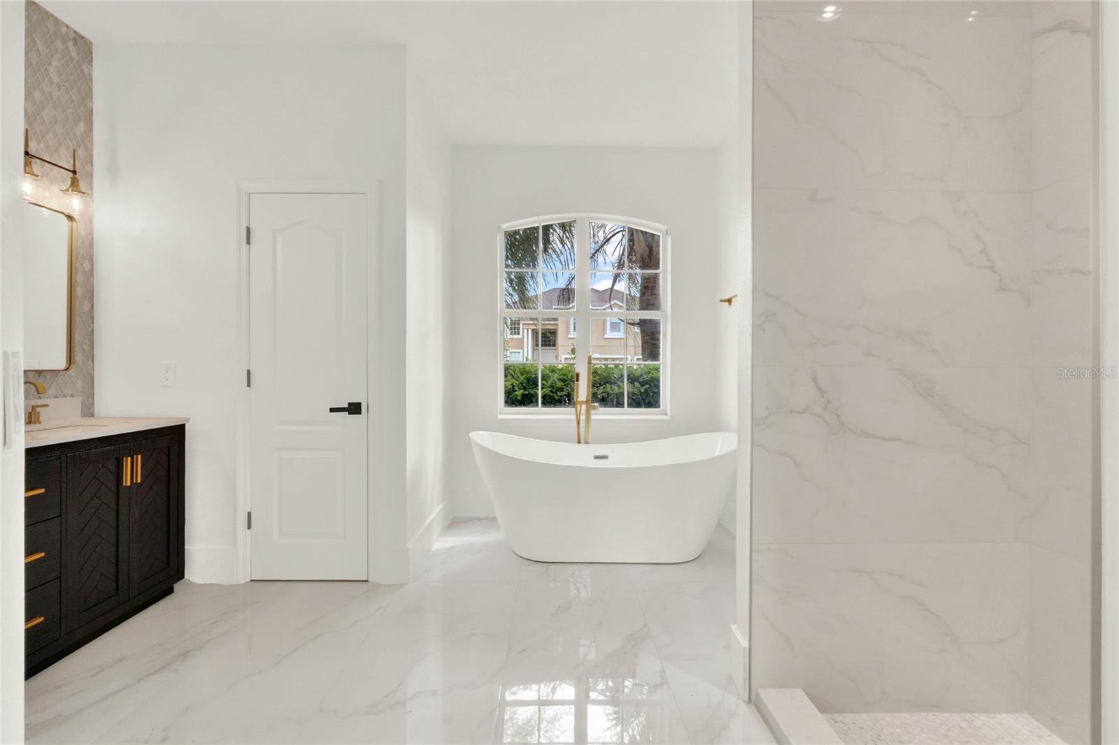 23503 VALDERAMA LN, SORRENTO, FL — photo 86