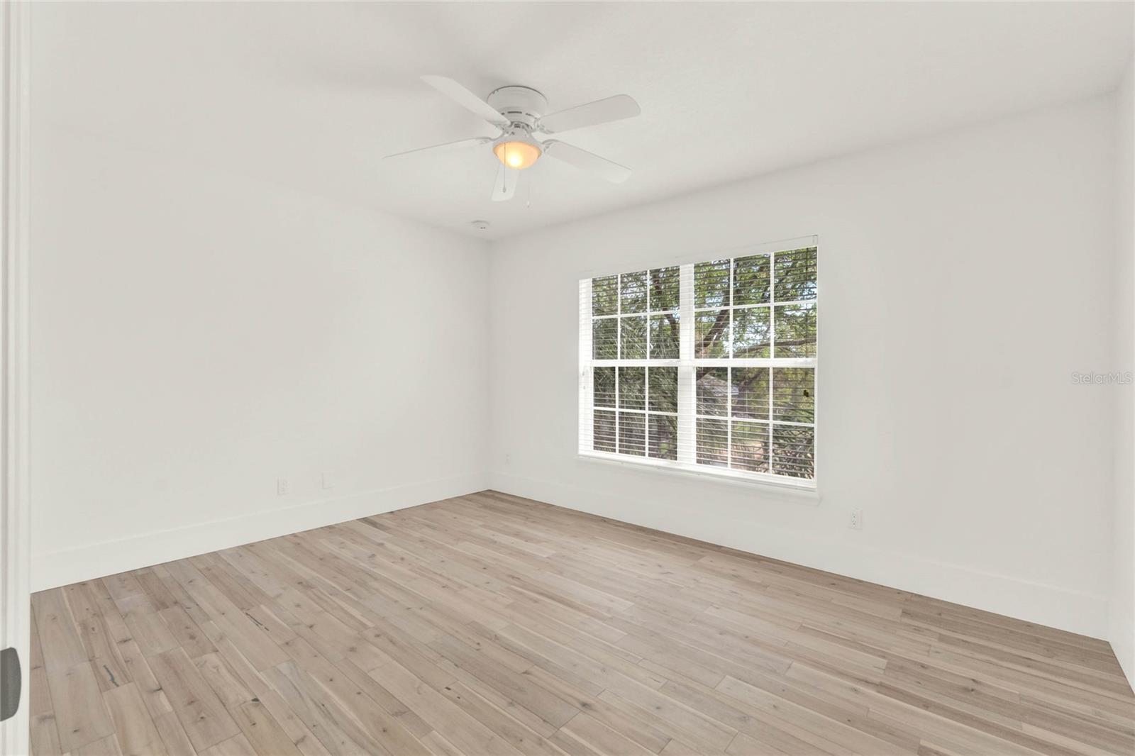 23503 VALDERAMA LN, SORRENTO, FL — photo 96