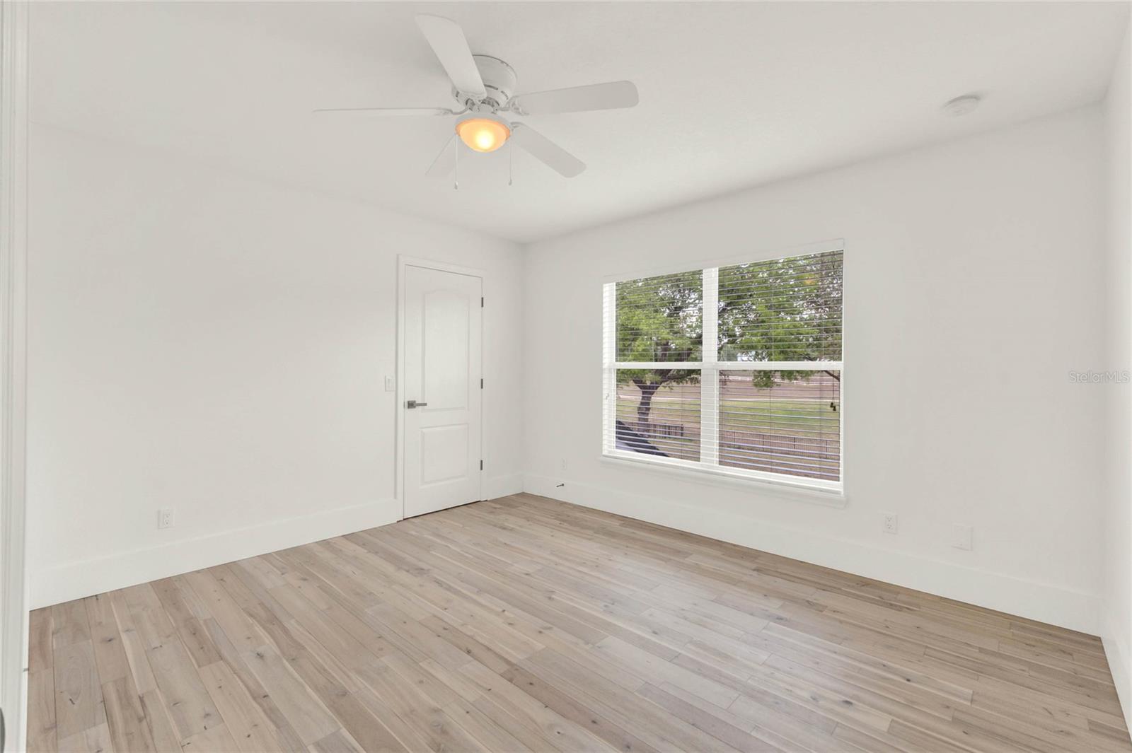 23503 VALDERAMA LN, SORRENTO, FL — photo 99
