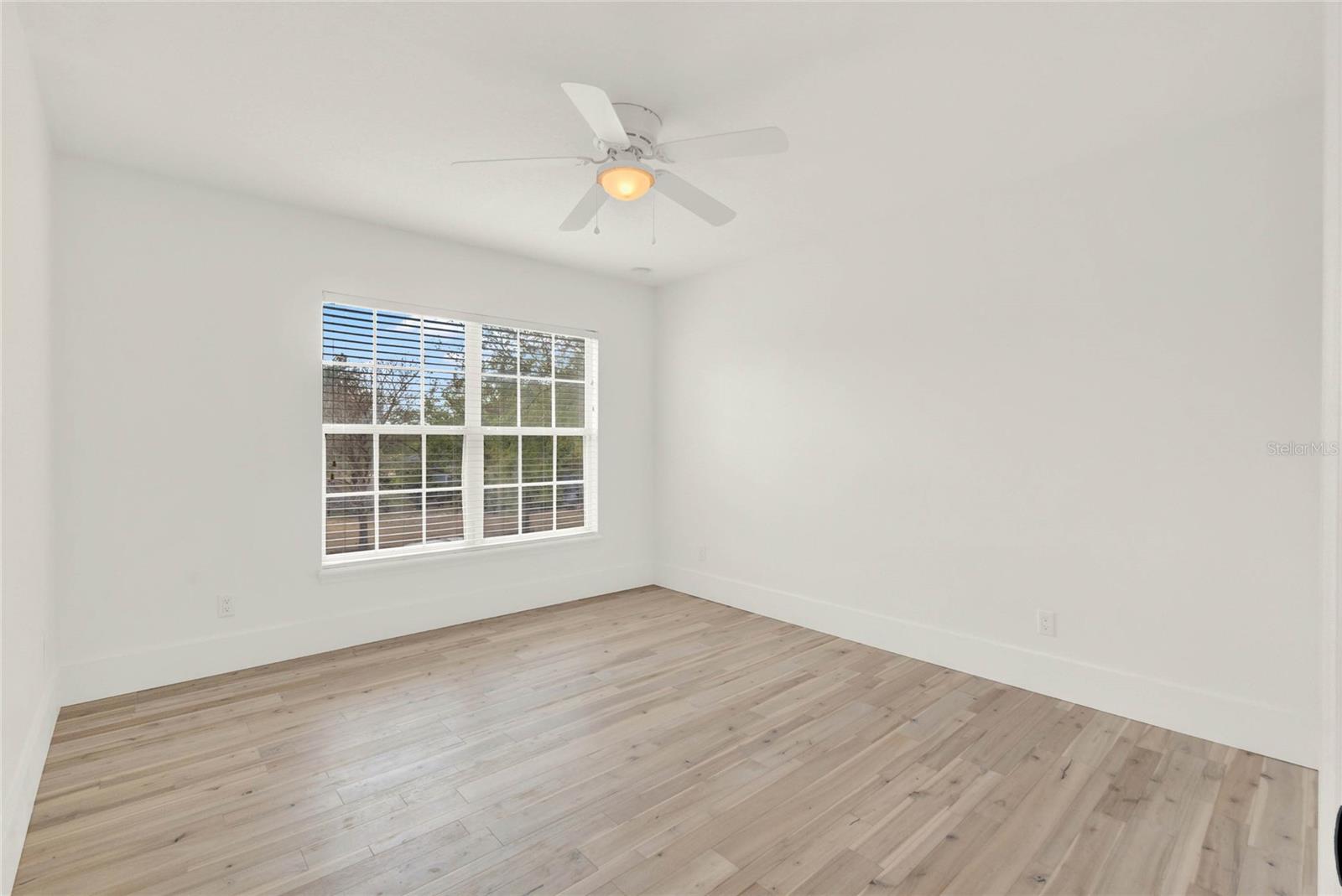 23503 VALDERAMA LN, SORRENTO, FL — photo 102