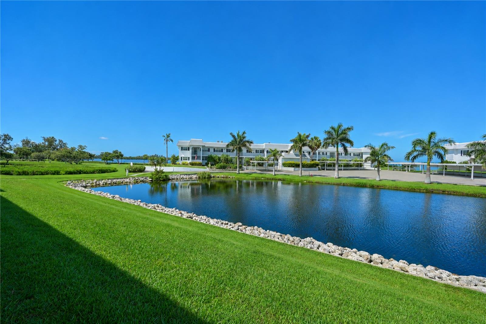 4809 INDEPENDENCE DR, BRADENTON, FL — photo 3