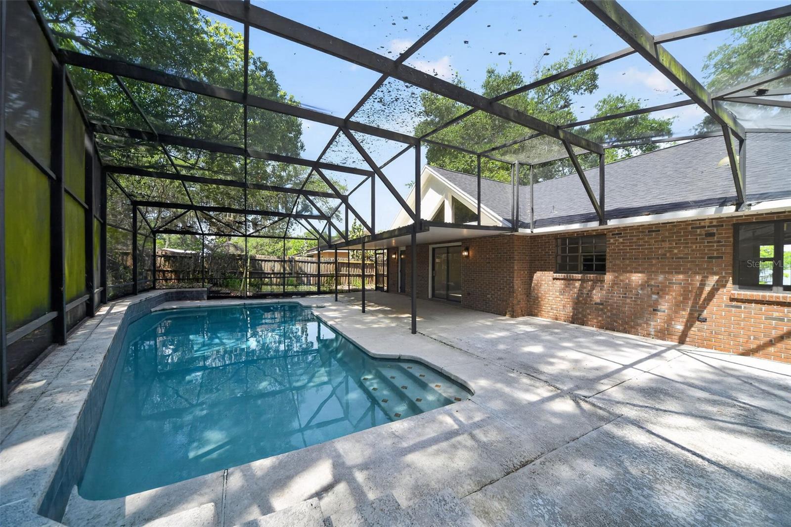 637 W LAKESHORE DR, CLERMONT, FL — photo 27