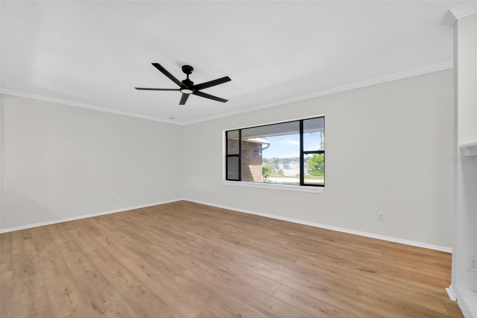 637 W LAKESHORE DR, CLERMONT, FL — photo 39