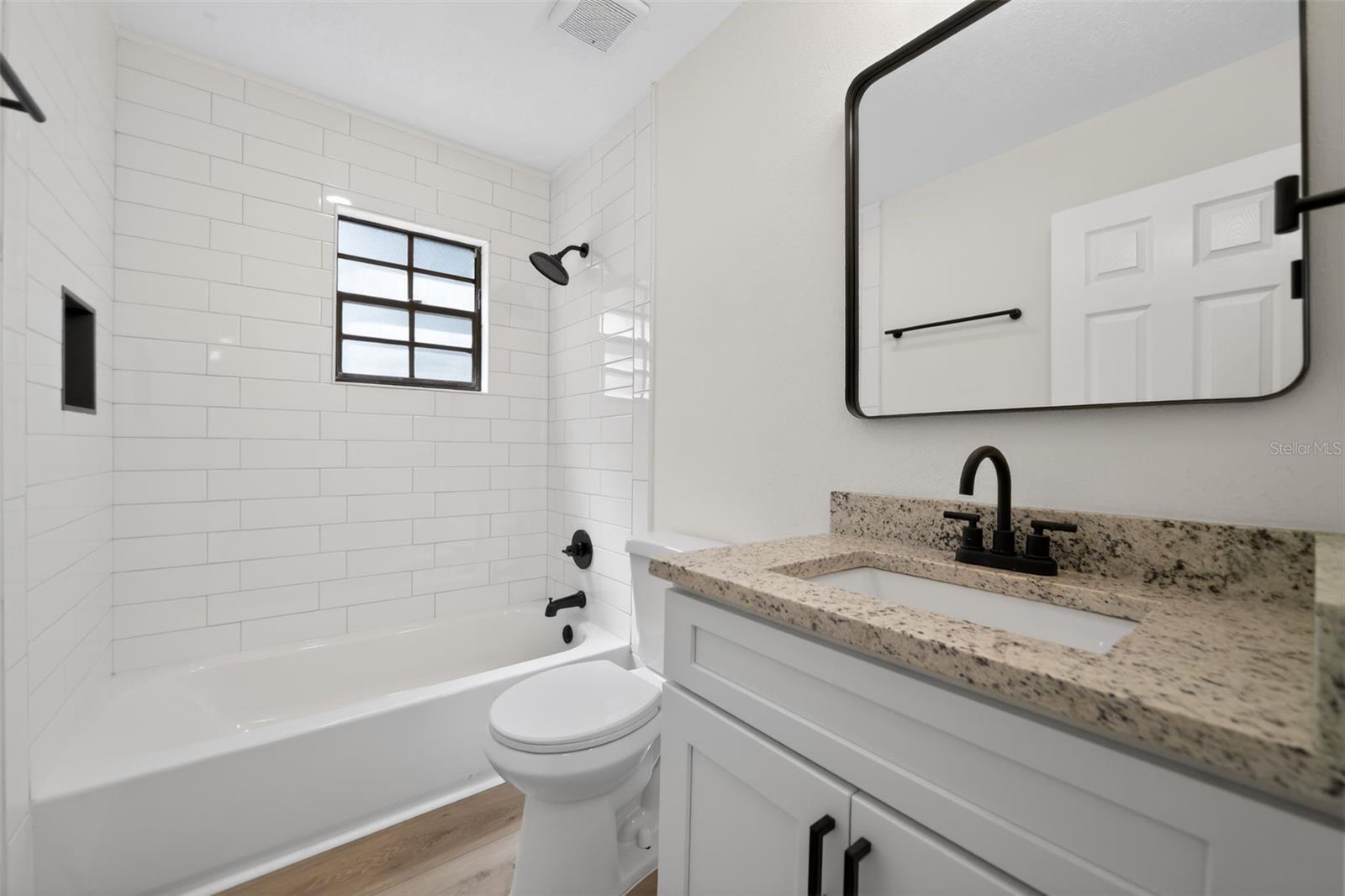 637 W LAKESHORE DR, CLERMONT, FL — photo 80