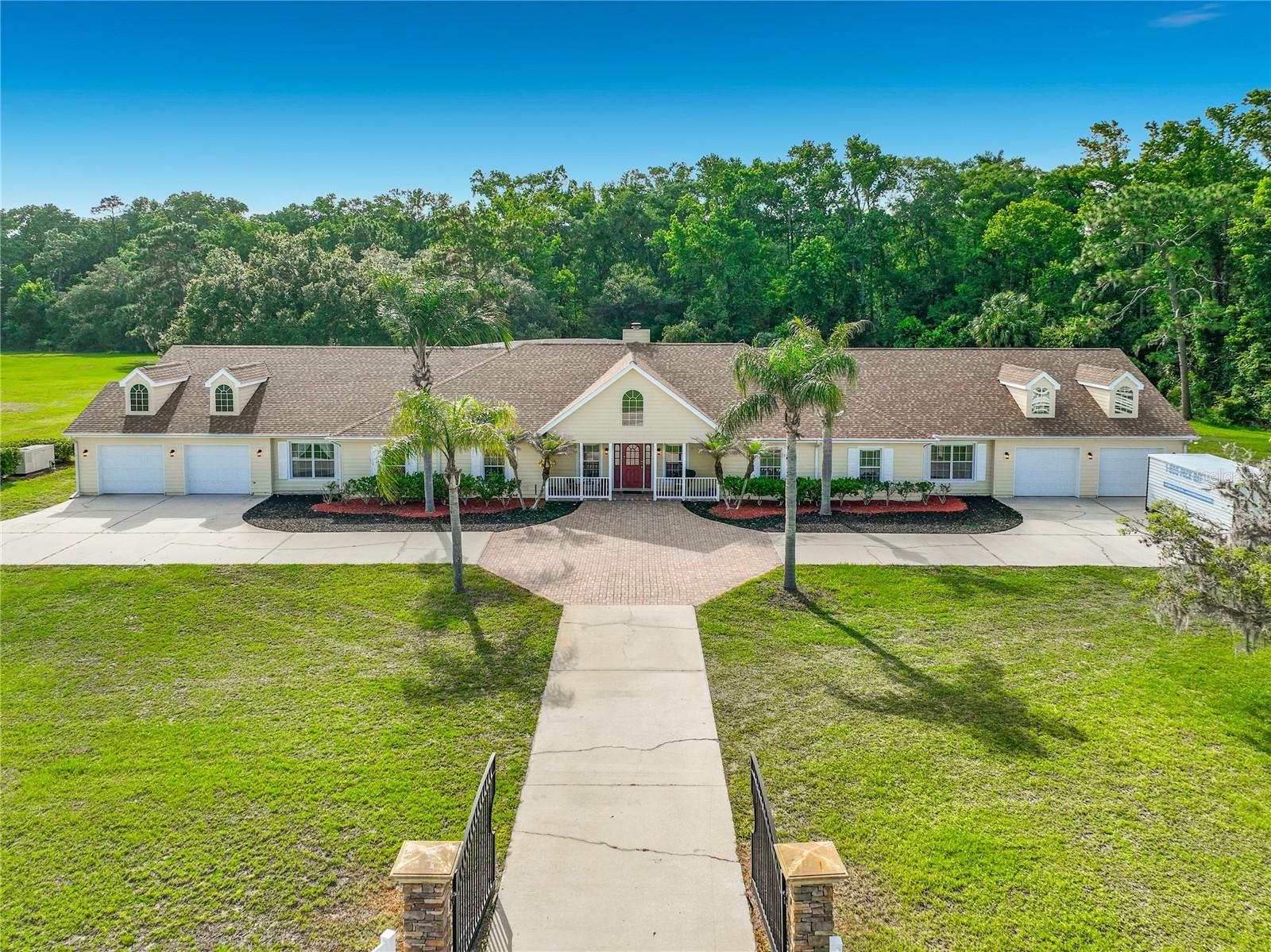 2300 PINE MEADOWS PL, CHULUOTA, FL