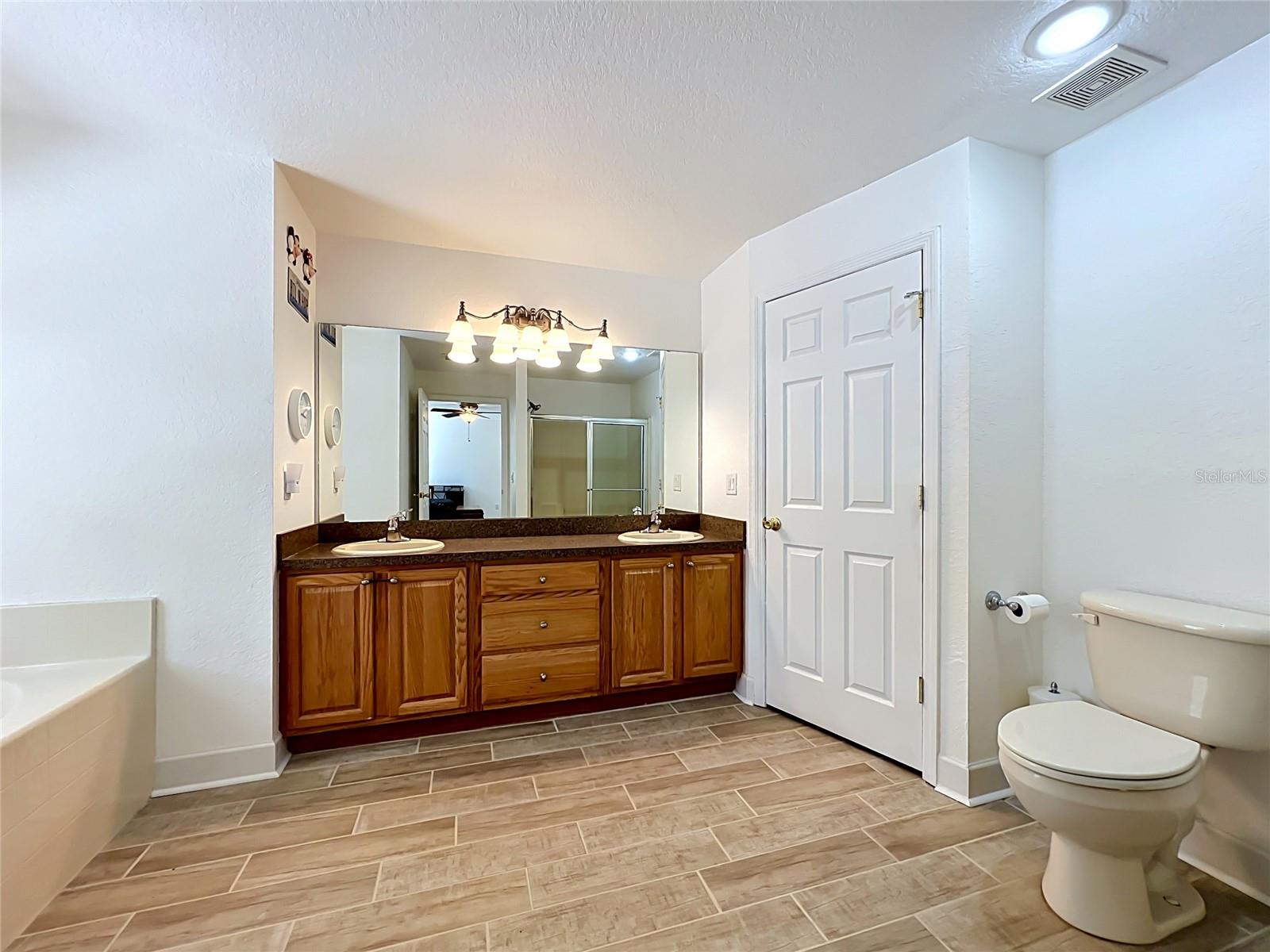 2300 PINE MEADOWS PL, CHULUOTA, FL — photo 44