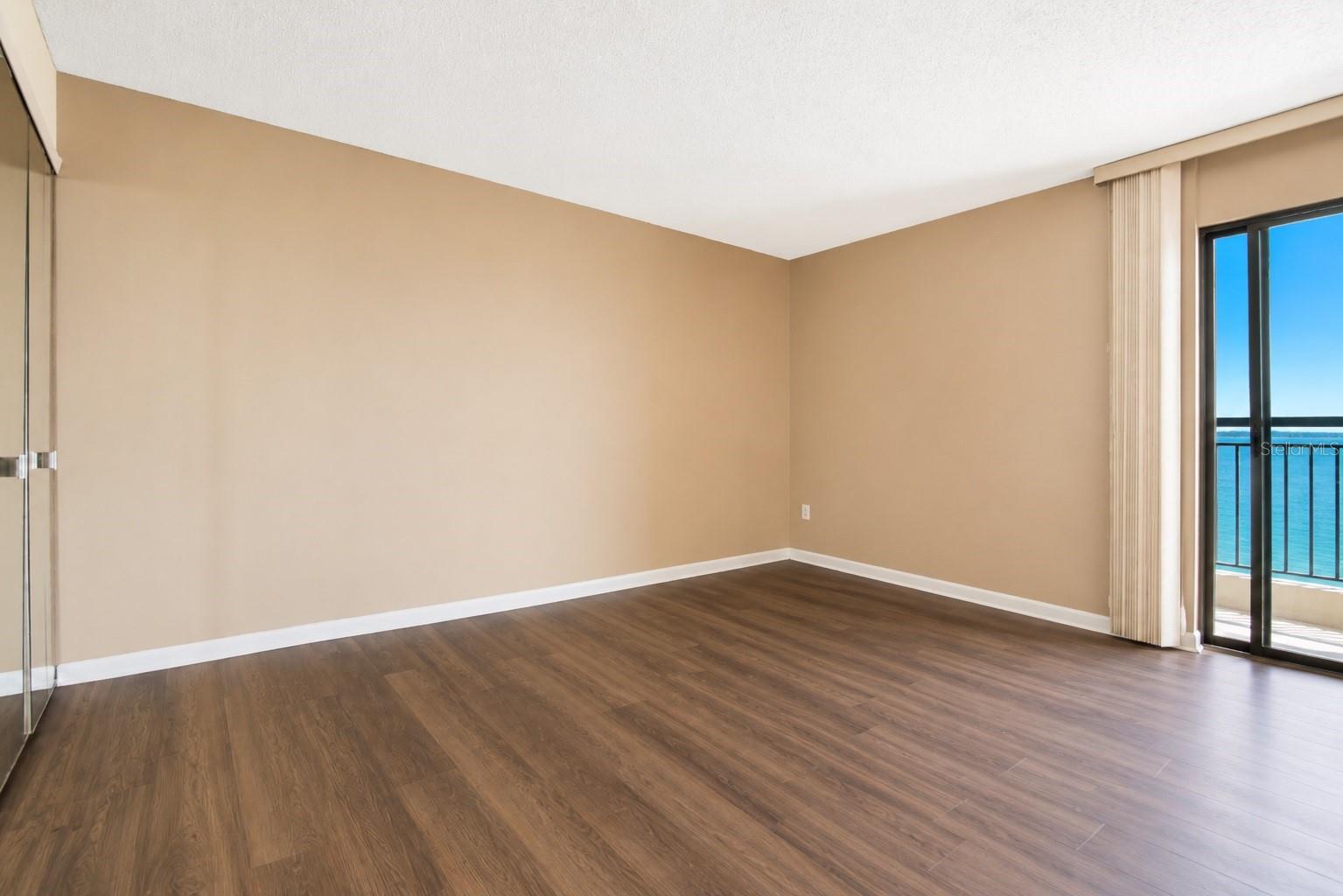 800 S GULFVIEW BLVD #908, CLEARWATER BEACH, FL — photo 13