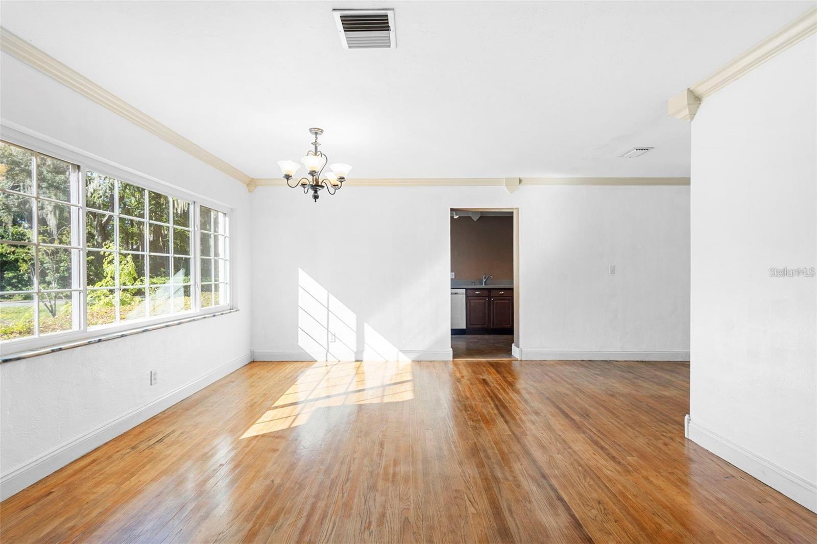 611 N GARFIELD AVE, DELAND, FL — photo 9