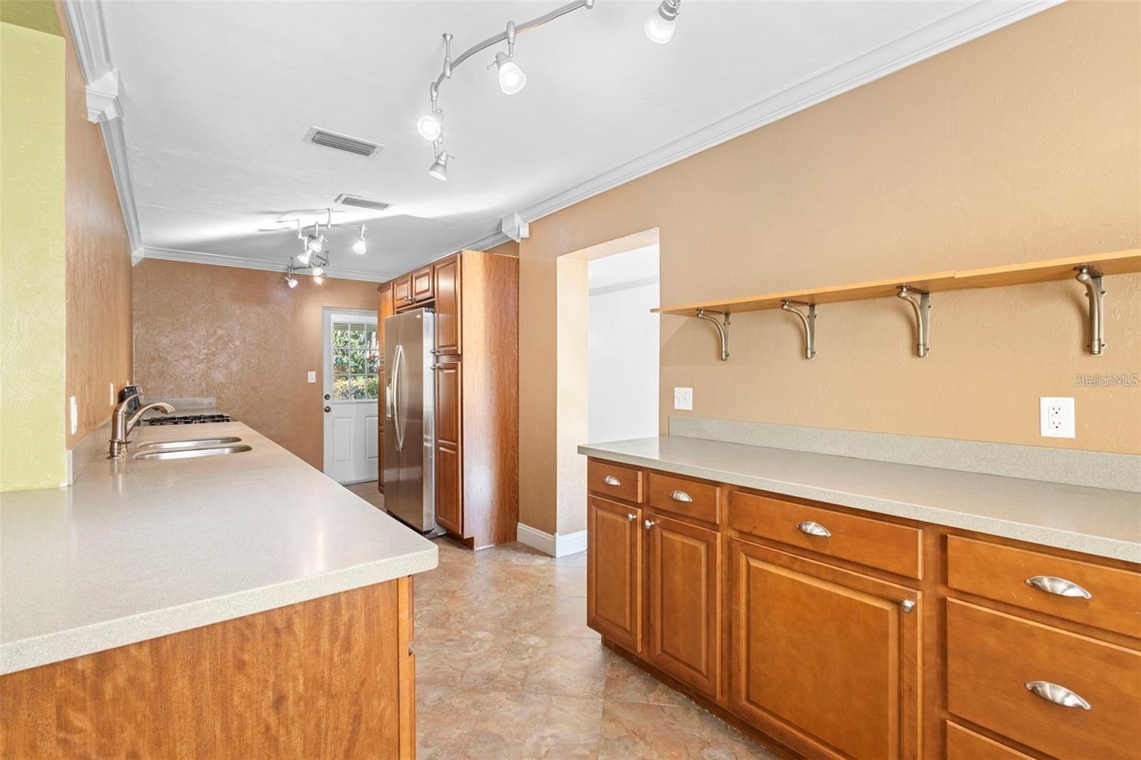 611 N GARFIELD AVE, DELAND, FL — photo 14