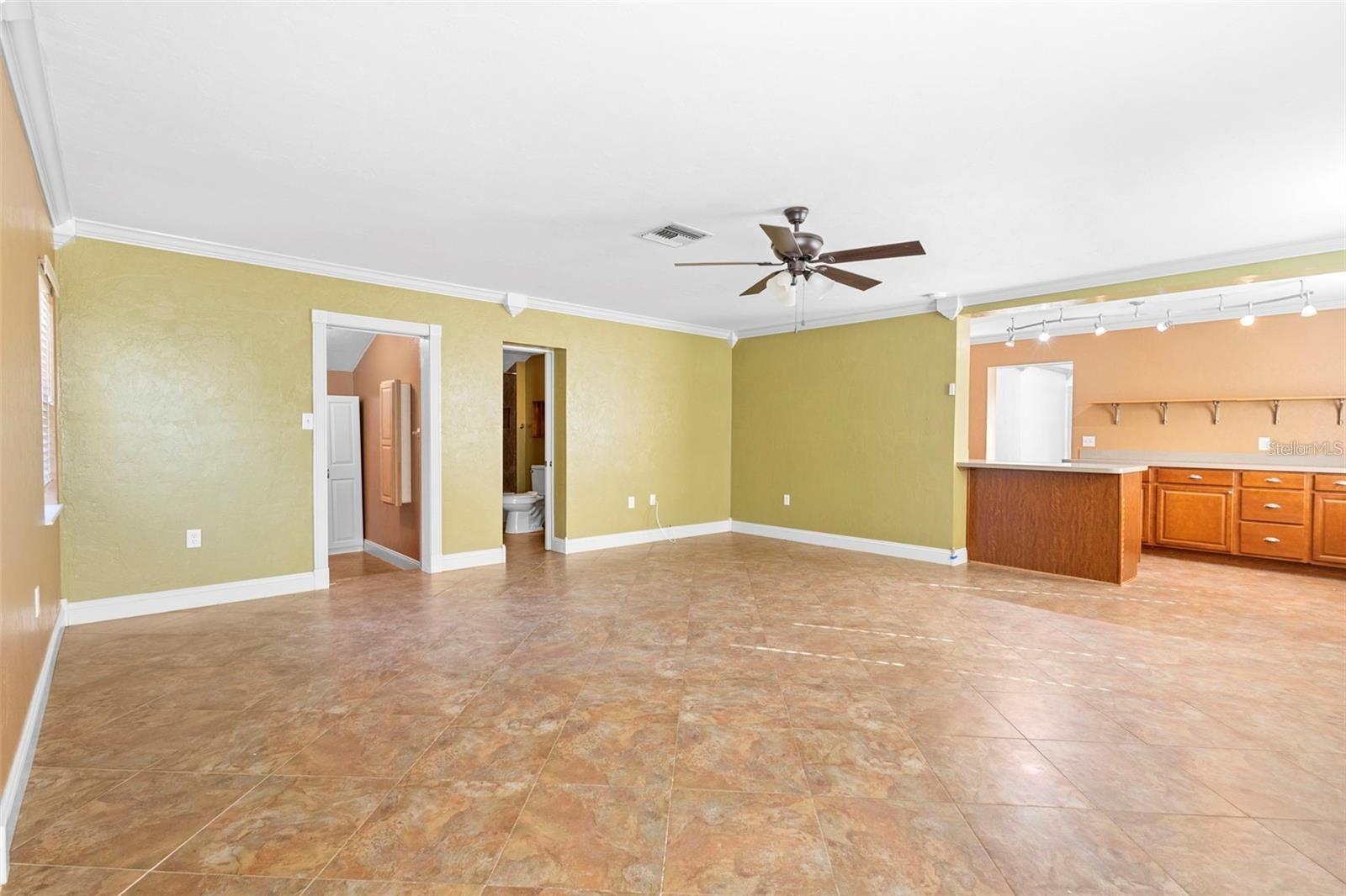 611 N GARFIELD AVE, DELAND, FL — photo 24