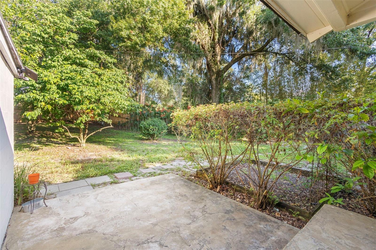 611 N GARFIELD AVE, DELAND, FL — photo 29