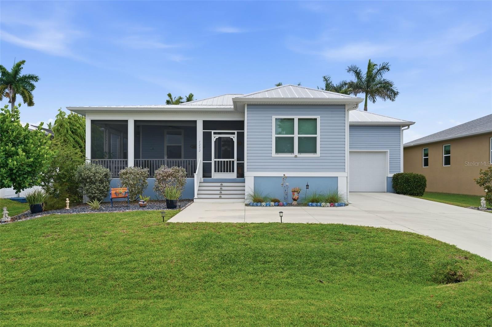 1202 MCGREGOR ST, PUNTA GORDA, FL