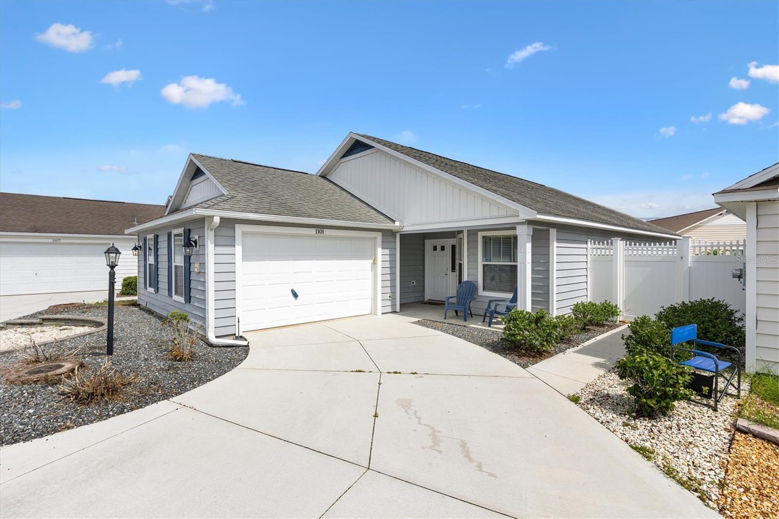 1101 SOUTHERN SUN DR, THE VILLAGES, FL