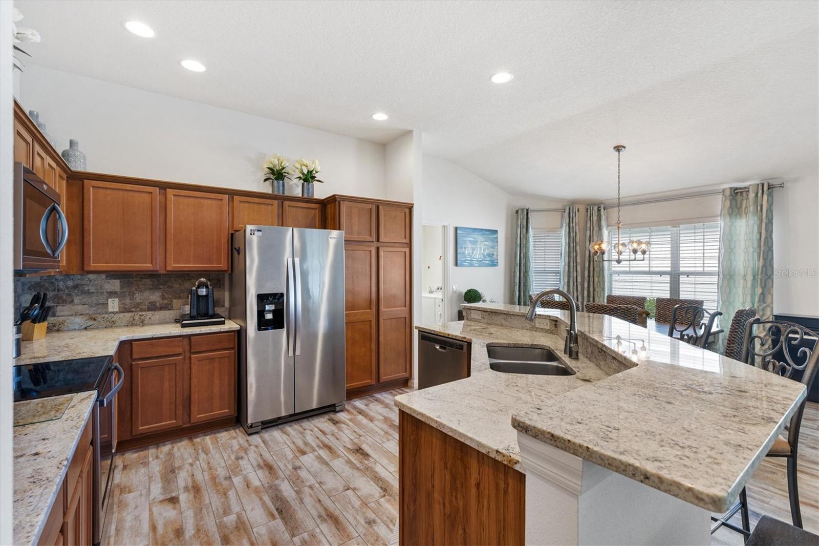 1101 SOUTHERN SUN DR, THE VILLAGES, FL — photo 11