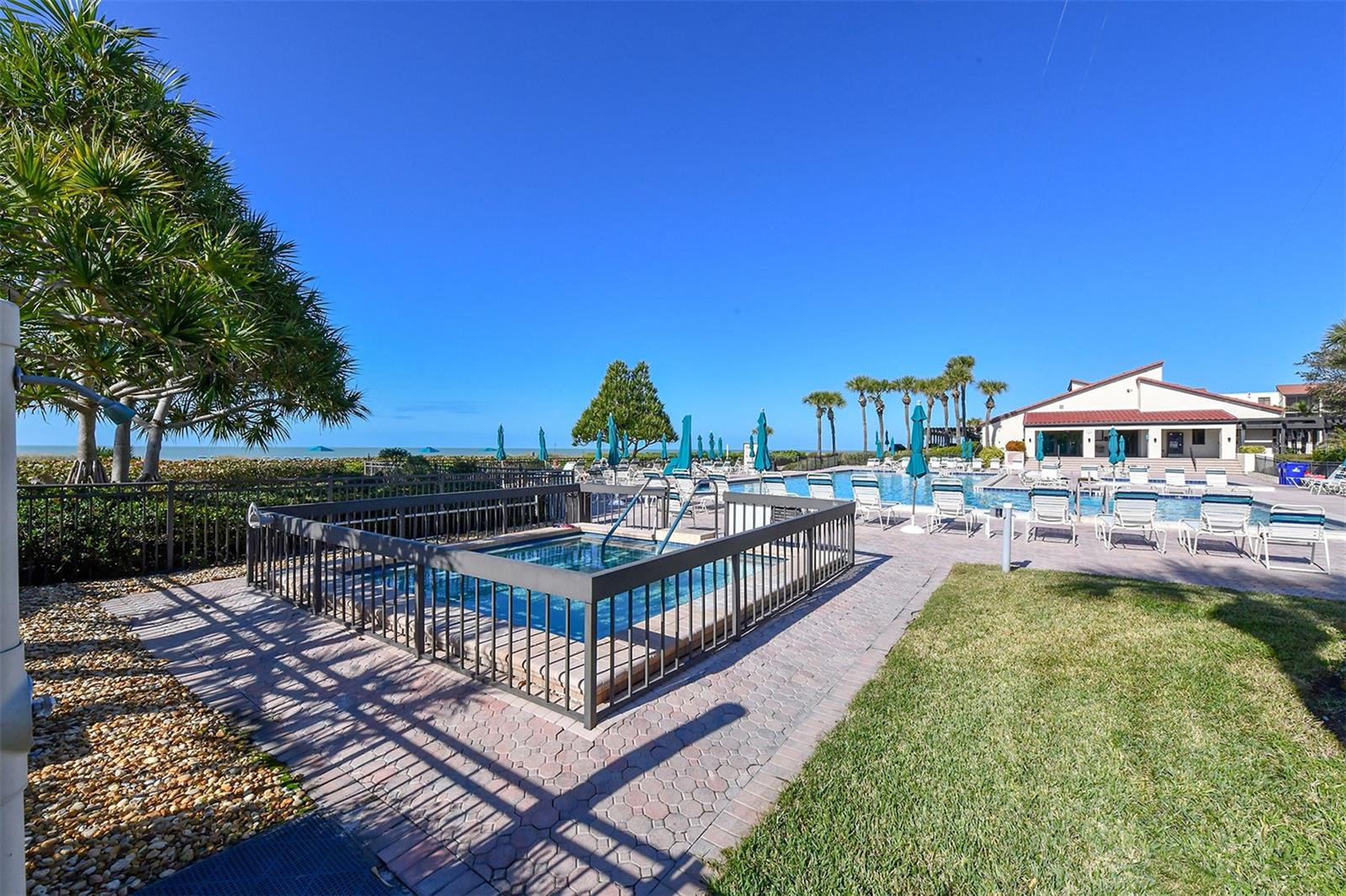 1965 GULF OF MEXICO DR #G5-103, LONGBOAT KEY, FL — photo 33
