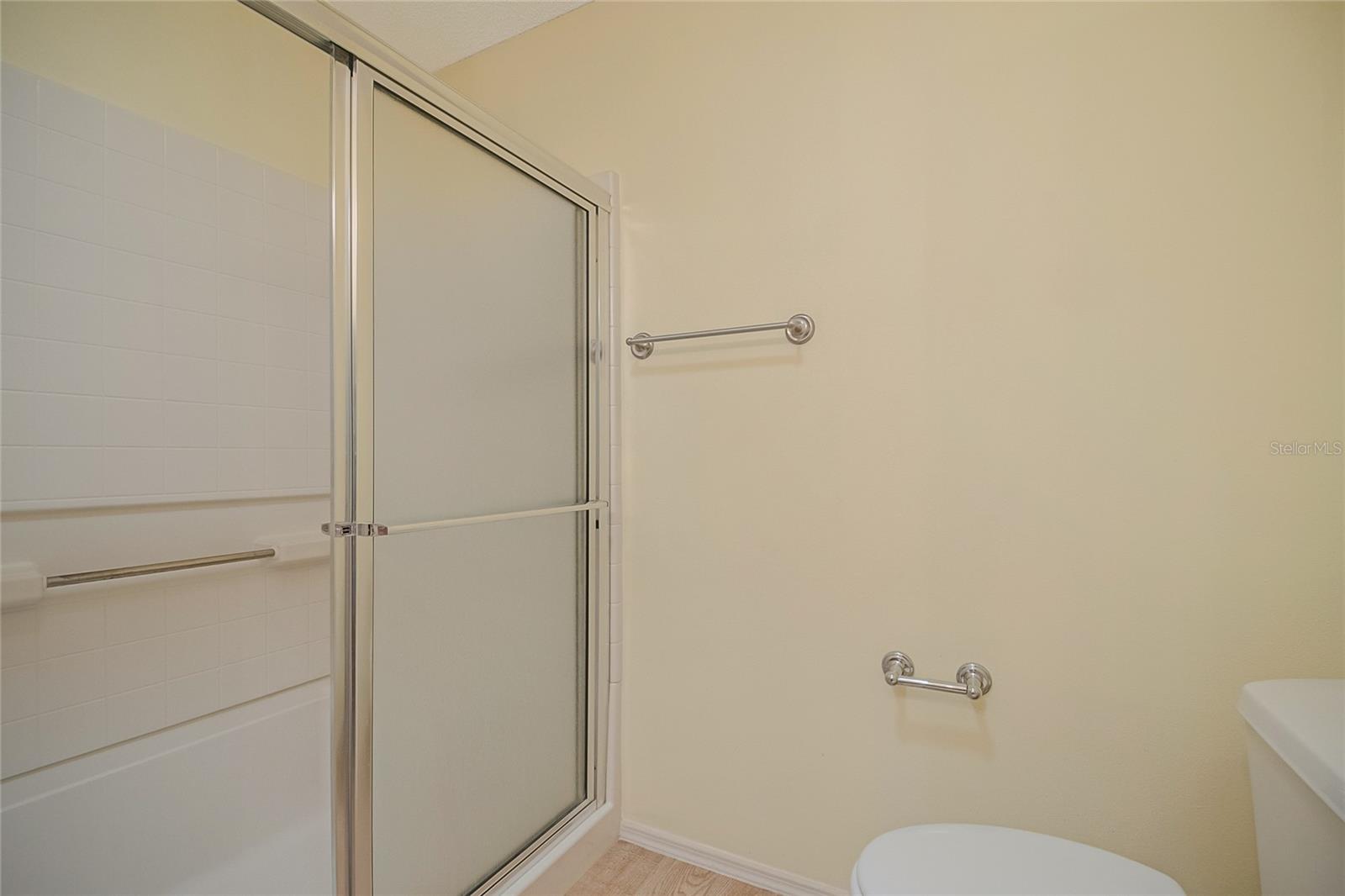 2454 SOUTHERN OAK ST, THE VILLAGES, FL — photo 24