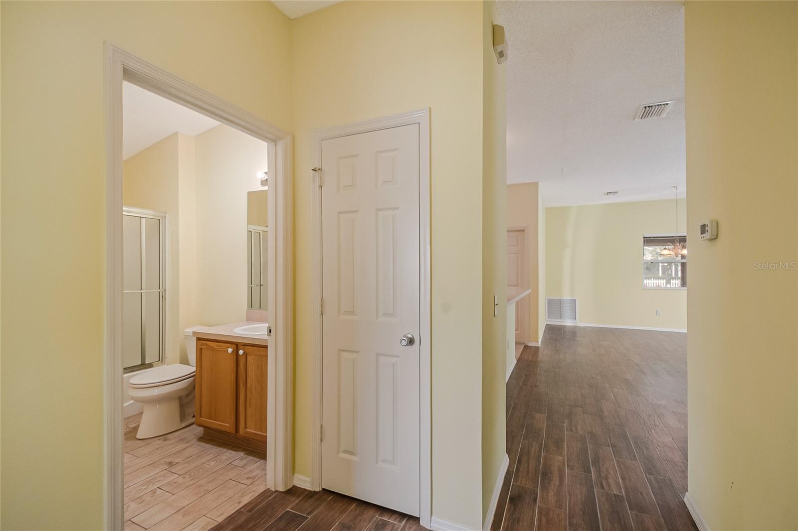 2454 SOUTHERN OAK ST, THE VILLAGES, FL — photo 29