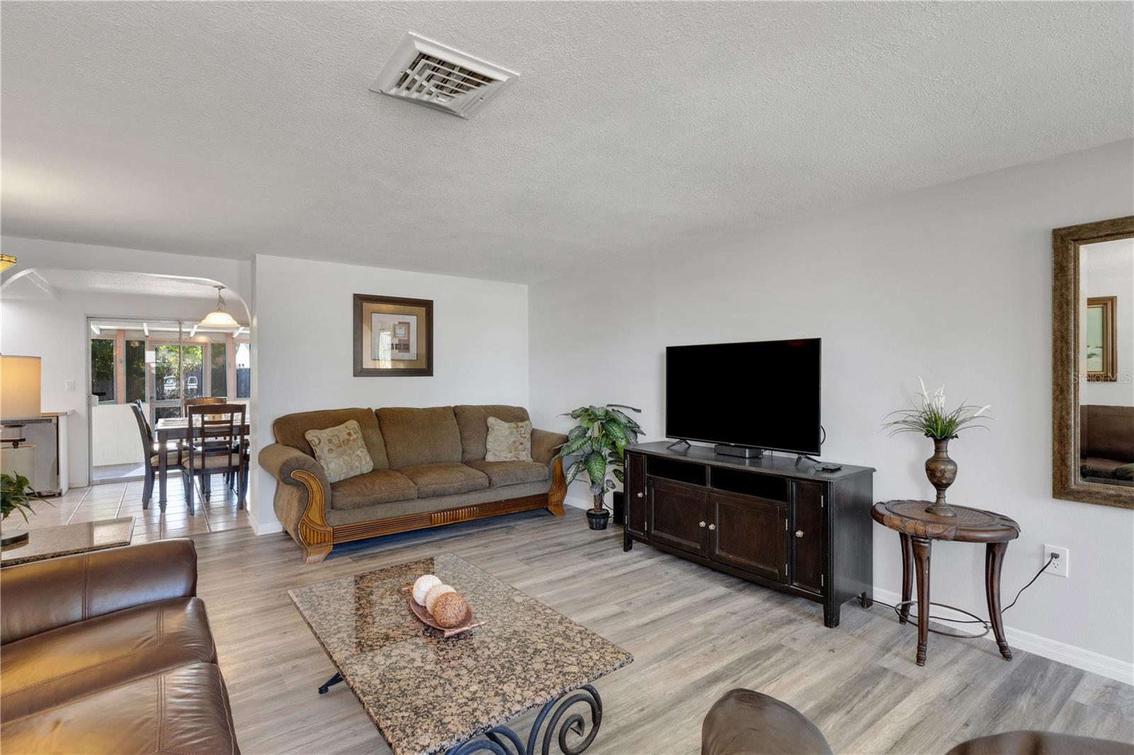 979 KIMBALL RD, VENICE, FL — photo 5