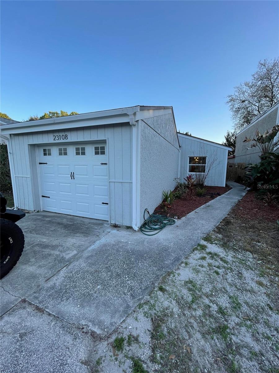 23108 DOVER DR, LAND O LAKES, FL