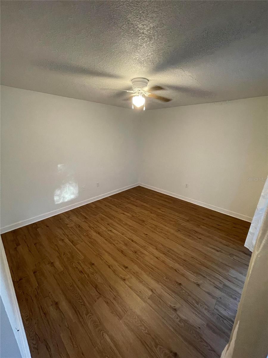 23108 DOVER DR, LAND O LAKES, FL — photo 4
