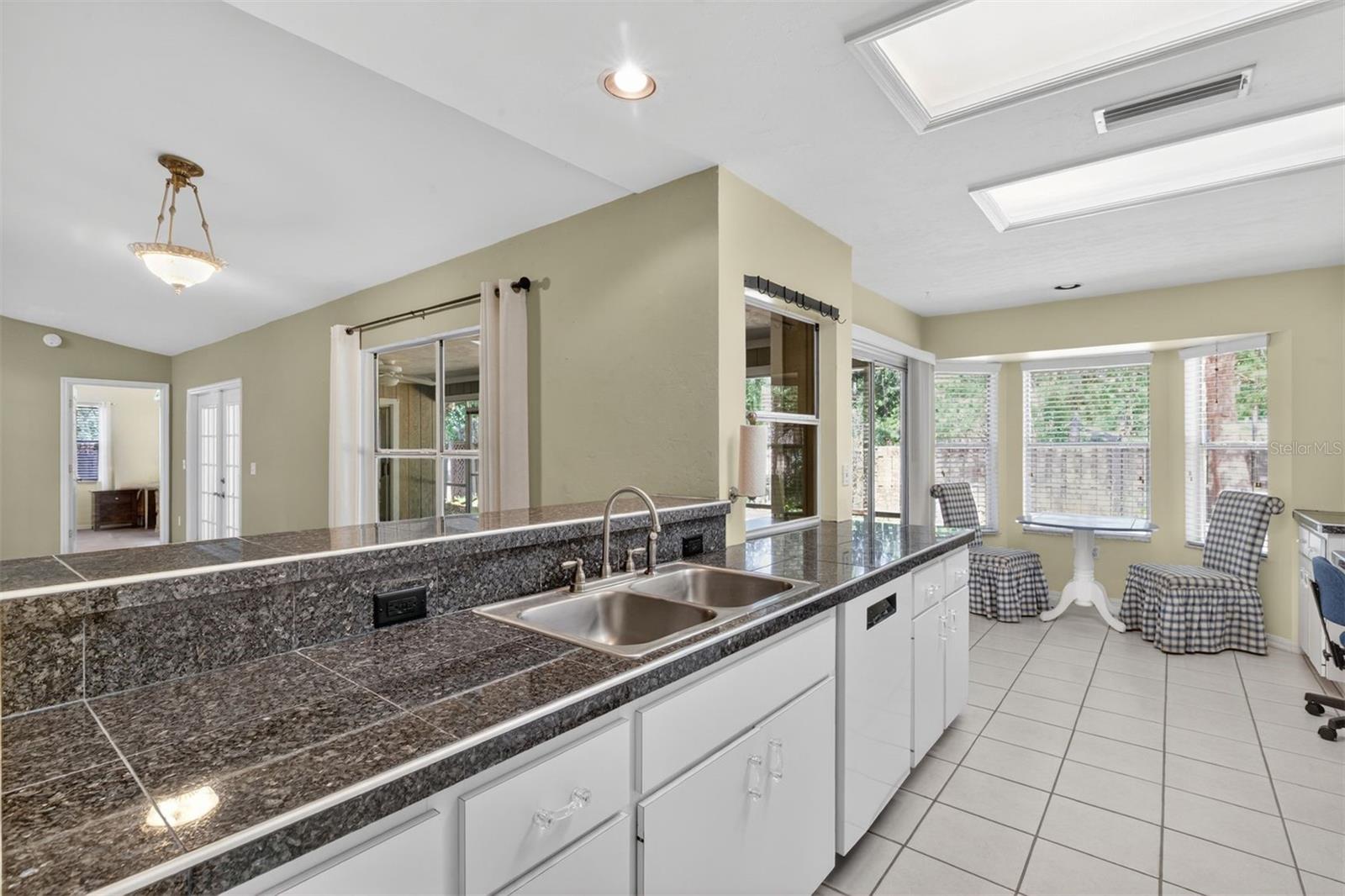 2305 NW 44TH PL, GAINESVILLE, FL — photo 9