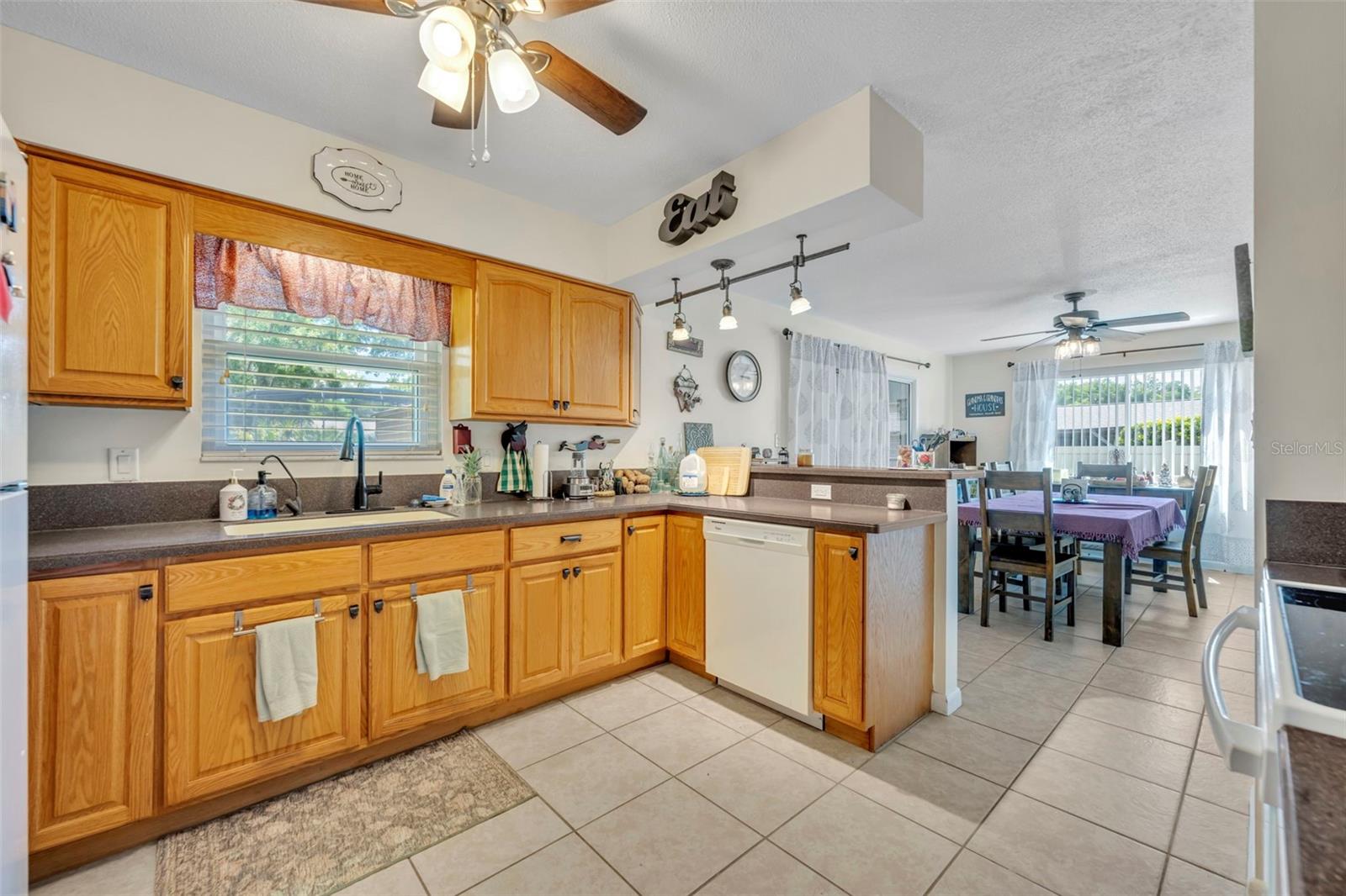 9830 BUNKER RD, LEESBURG, FL — photo 22