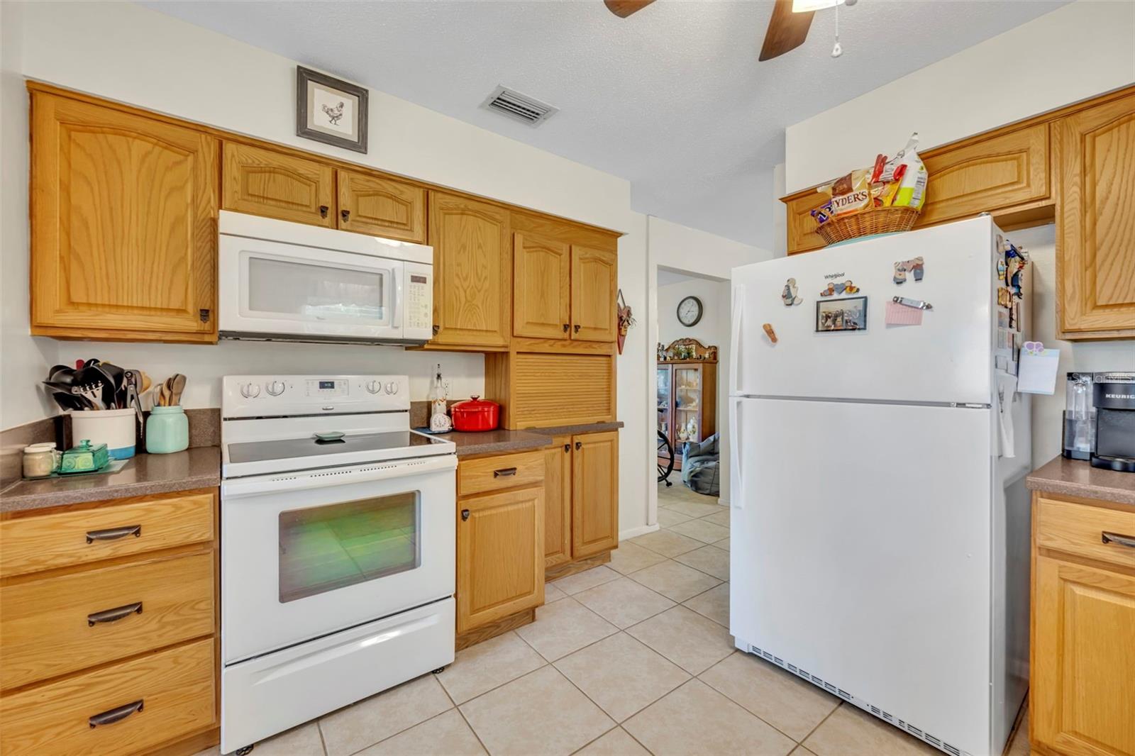 9830 BUNKER RD, LEESBURG, FL — photo 27