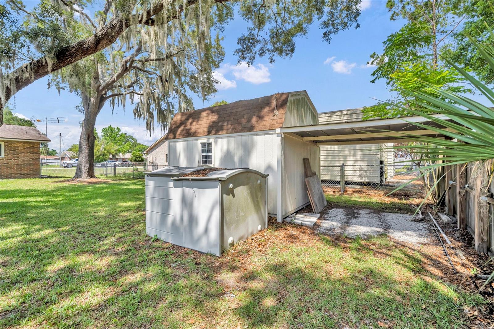 9830 BUNKER RD, LEESBURG, FL — photo 58