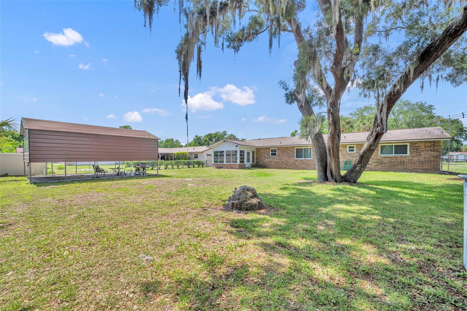 9830 BUNKER RD, LEESBURG, FL — photo 59