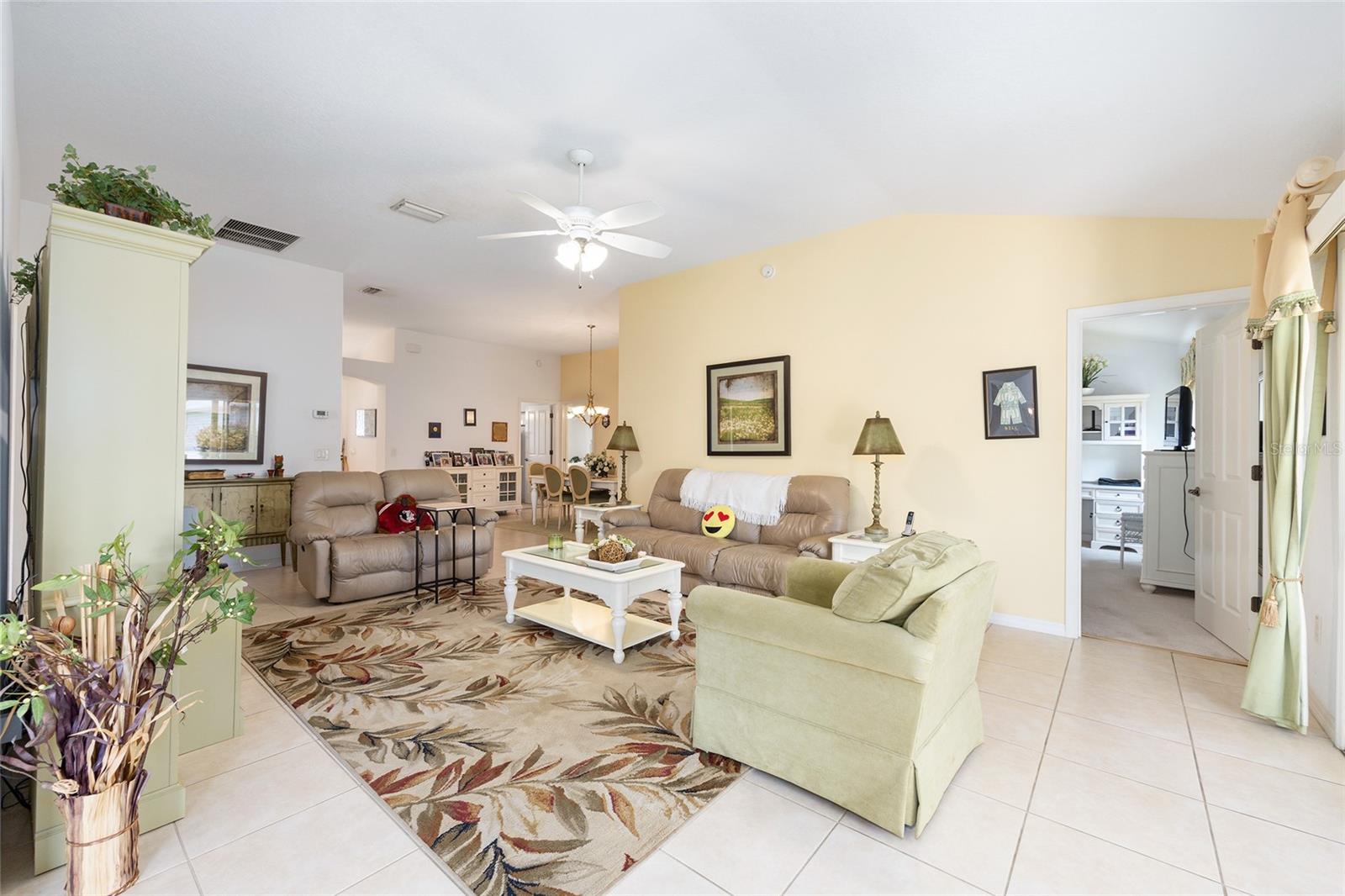 2047 DUNSTER CT, THE VILLAGES, FL — photo 22