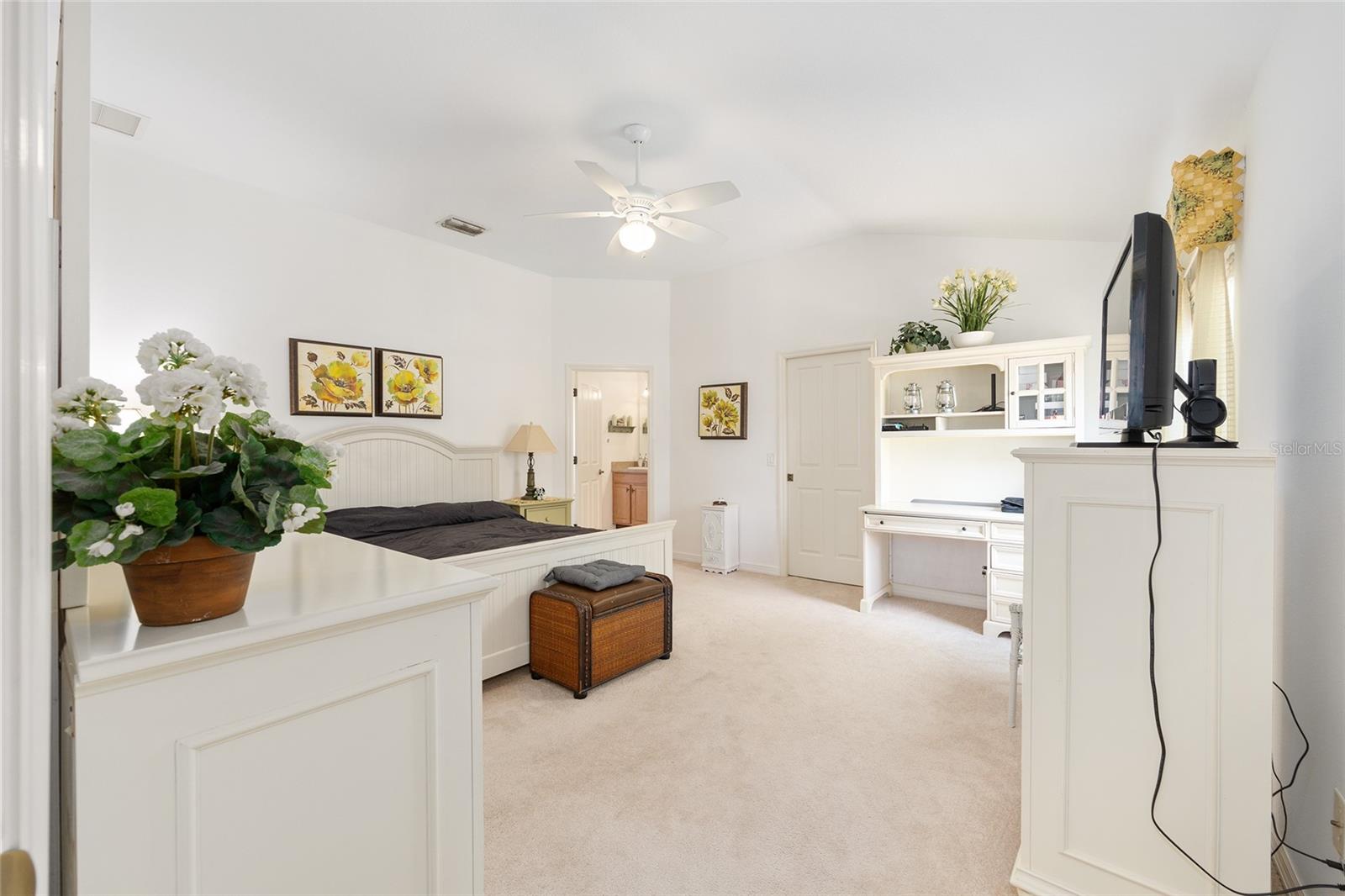 2047 DUNSTER CT, THE VILLAGES, FL — photo 34
