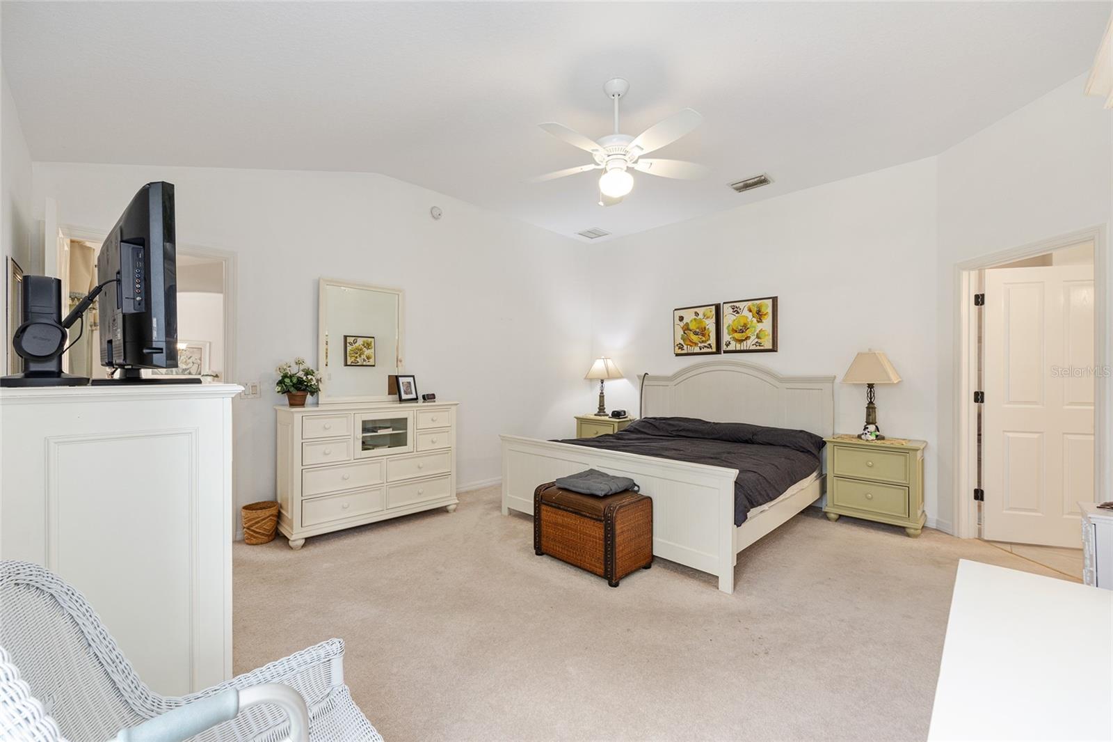 2047 DUNSTER CT, THE VILLAGES, FL — photo 36