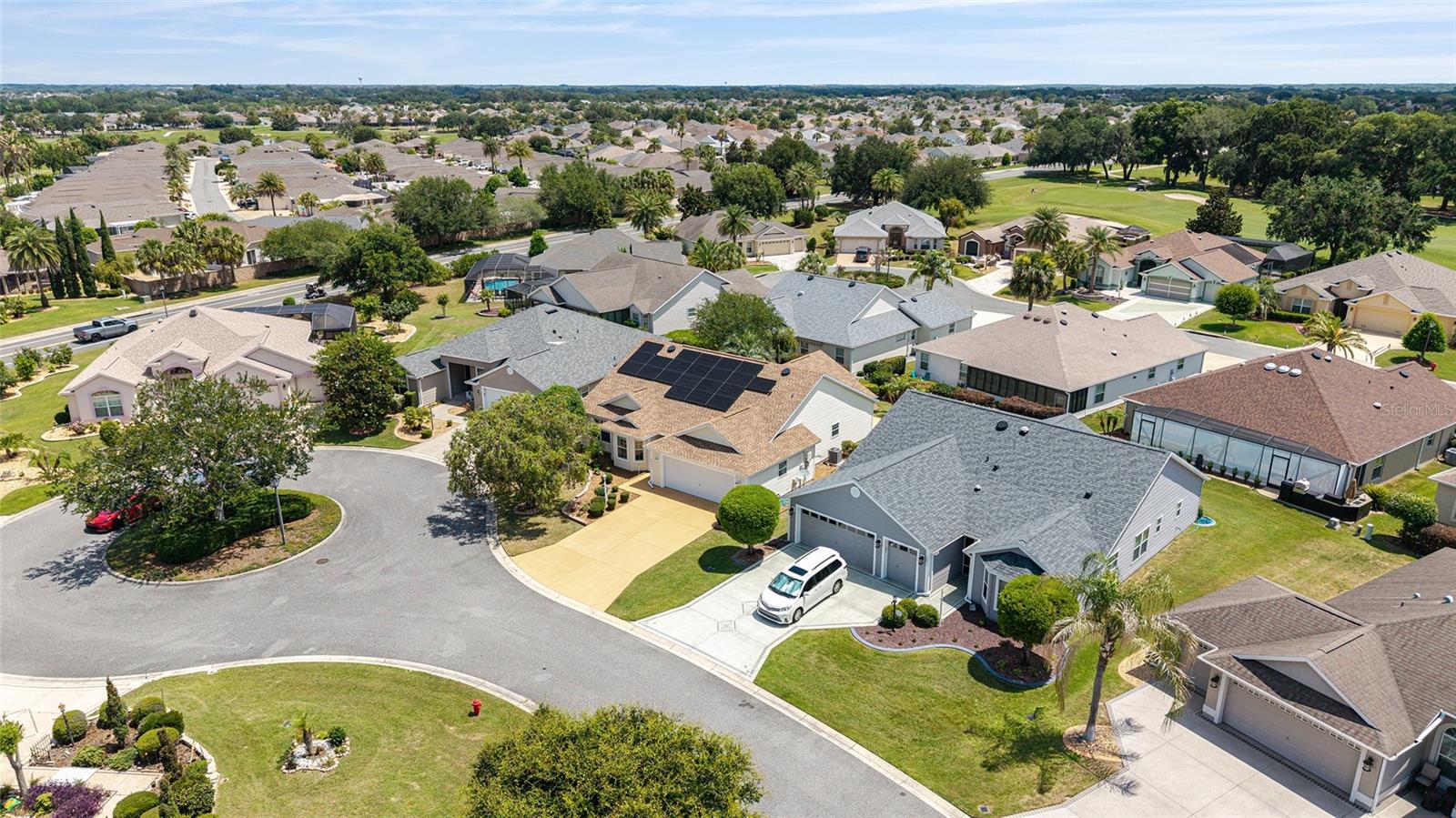 2047 DUNSTER CT, THE VILLAGES, FL — photo 46