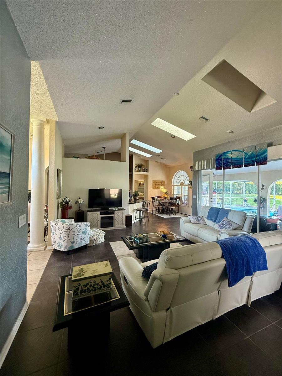 12361 WOODETTE CT, SPRING HILL, FL — photo 12