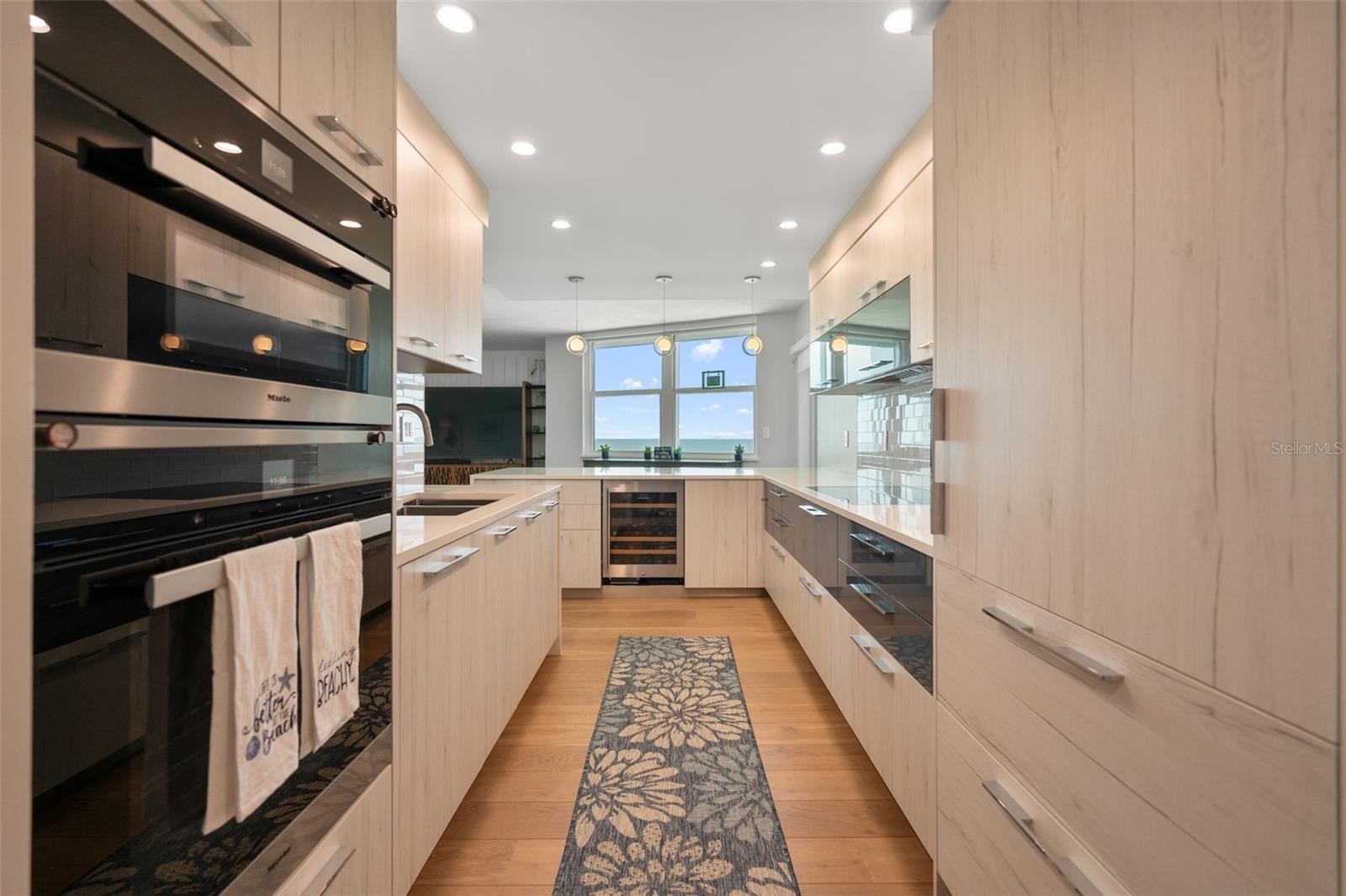 1050 LONGBOAT CLUB RD #901, LONGBOAT KEY, FL — photo 9