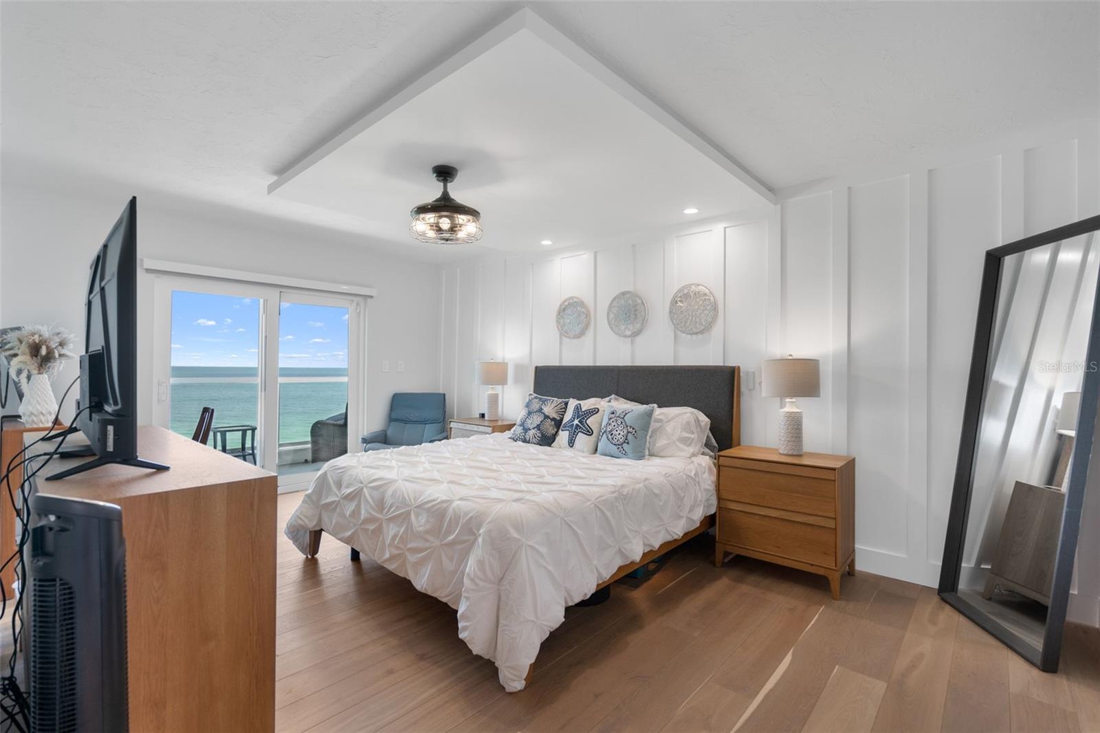 1050 LONGBOAT CLUB RD #901, LONGBOAT KEY, FL — photo 14