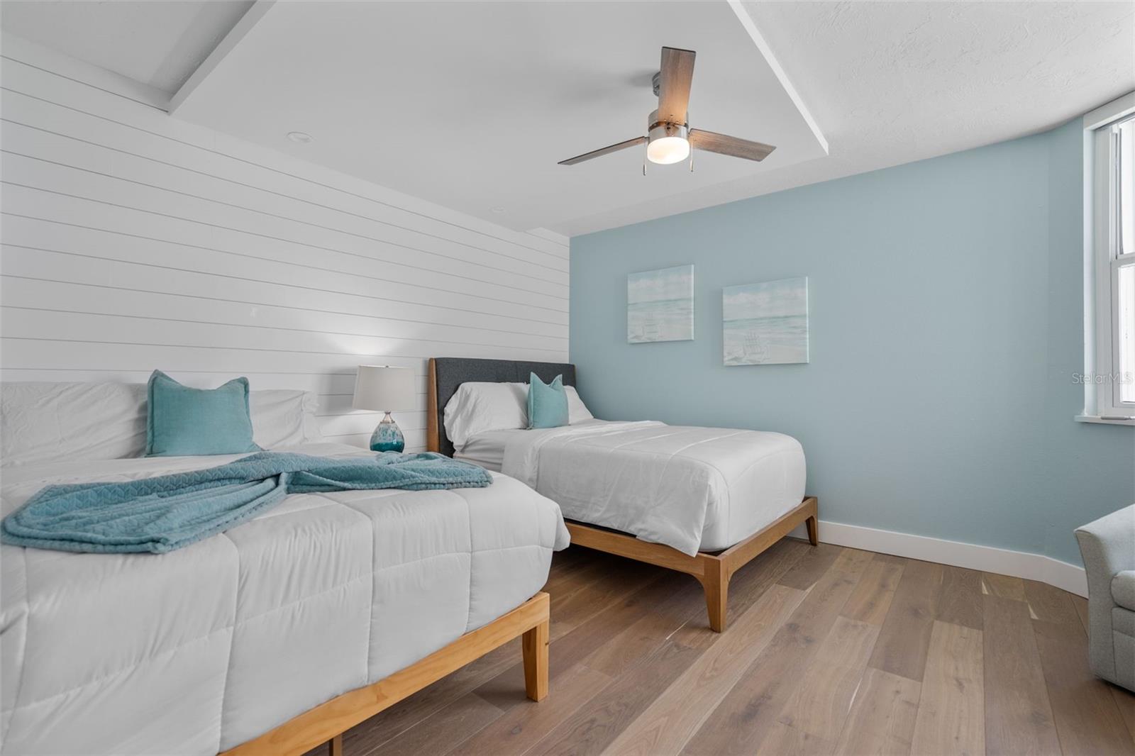 1050 LONGBOAT CLUB RD #901, LONGBOAT KEY, FL — photo 22